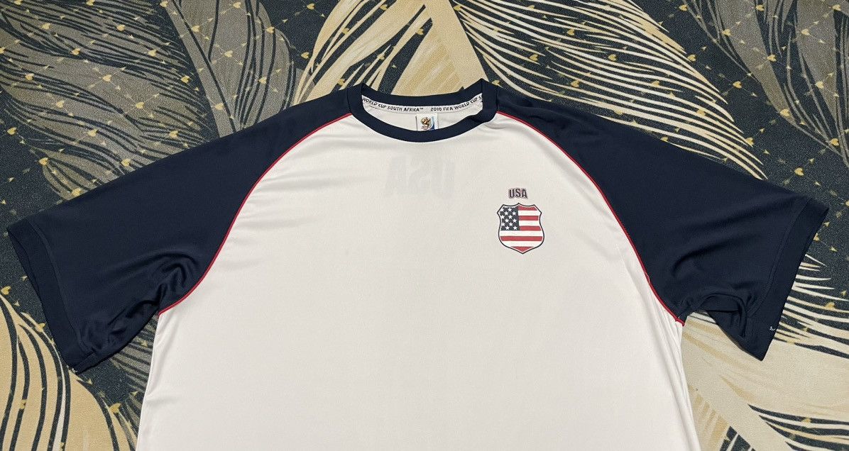 Vintage Team USA 2010 FIFA World Cup SouthAfrica White Shirt Jersey Size US XL / EU 56 / 4 - 4 Thumbnail