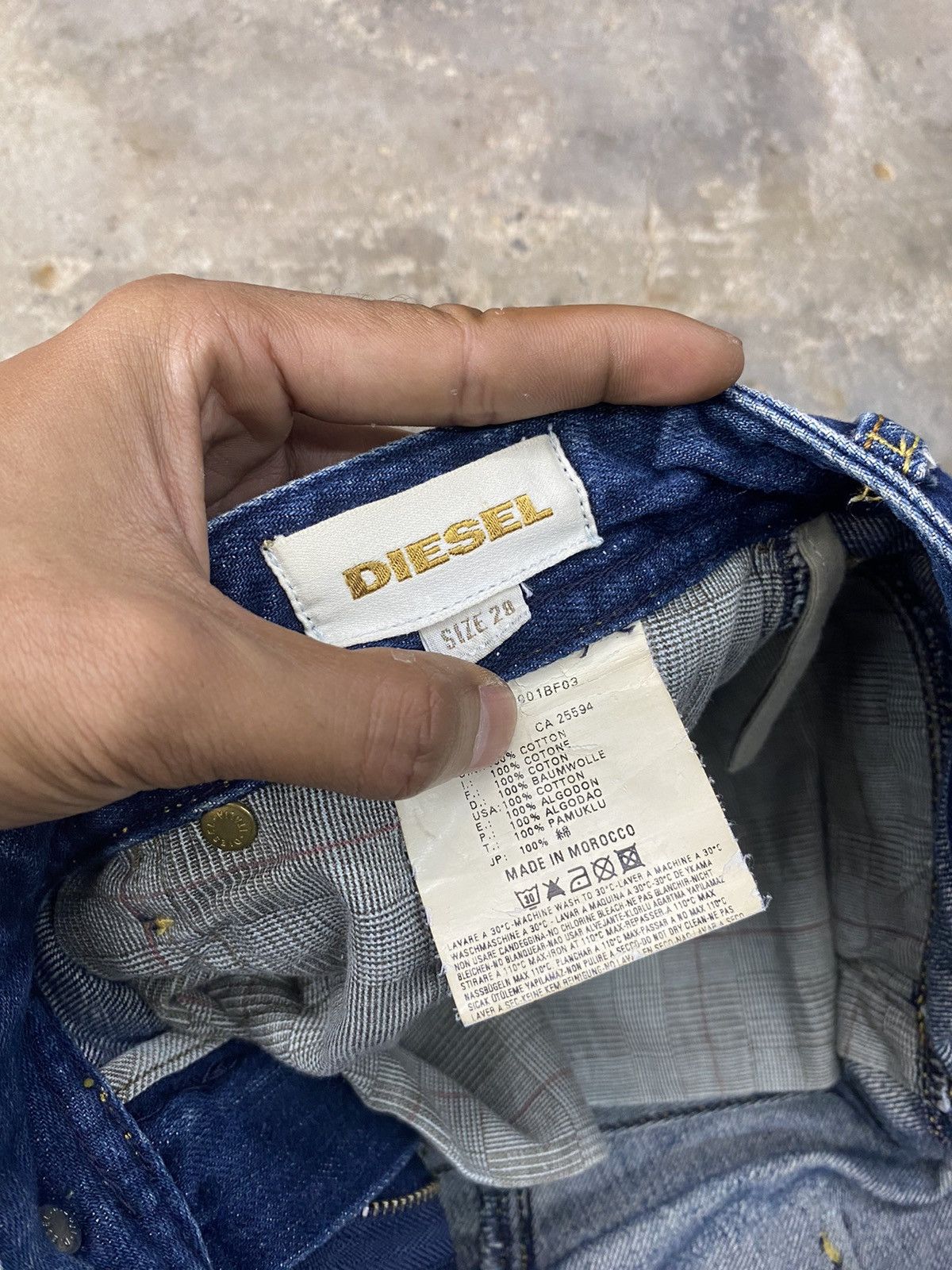 Diesel × Japanese Brand × Vintage Diesel industries blue jeans wash japanese brand Size US 28 / EU 44 - 6 Thumbnail