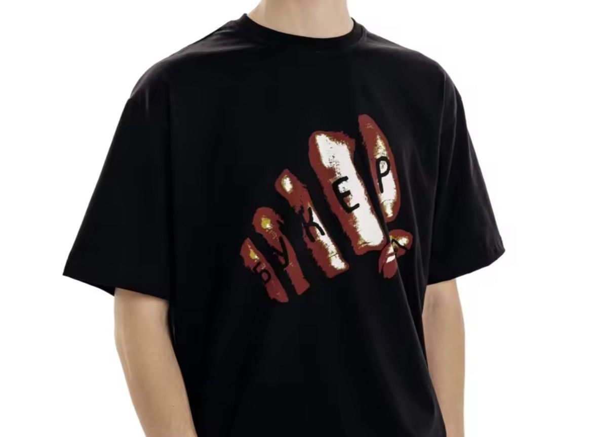 Other Streetwear Y2K Fist Pump Shadow Good Print TShirt Size US M / EU 48-50 / 2 - 1 Thumbnail