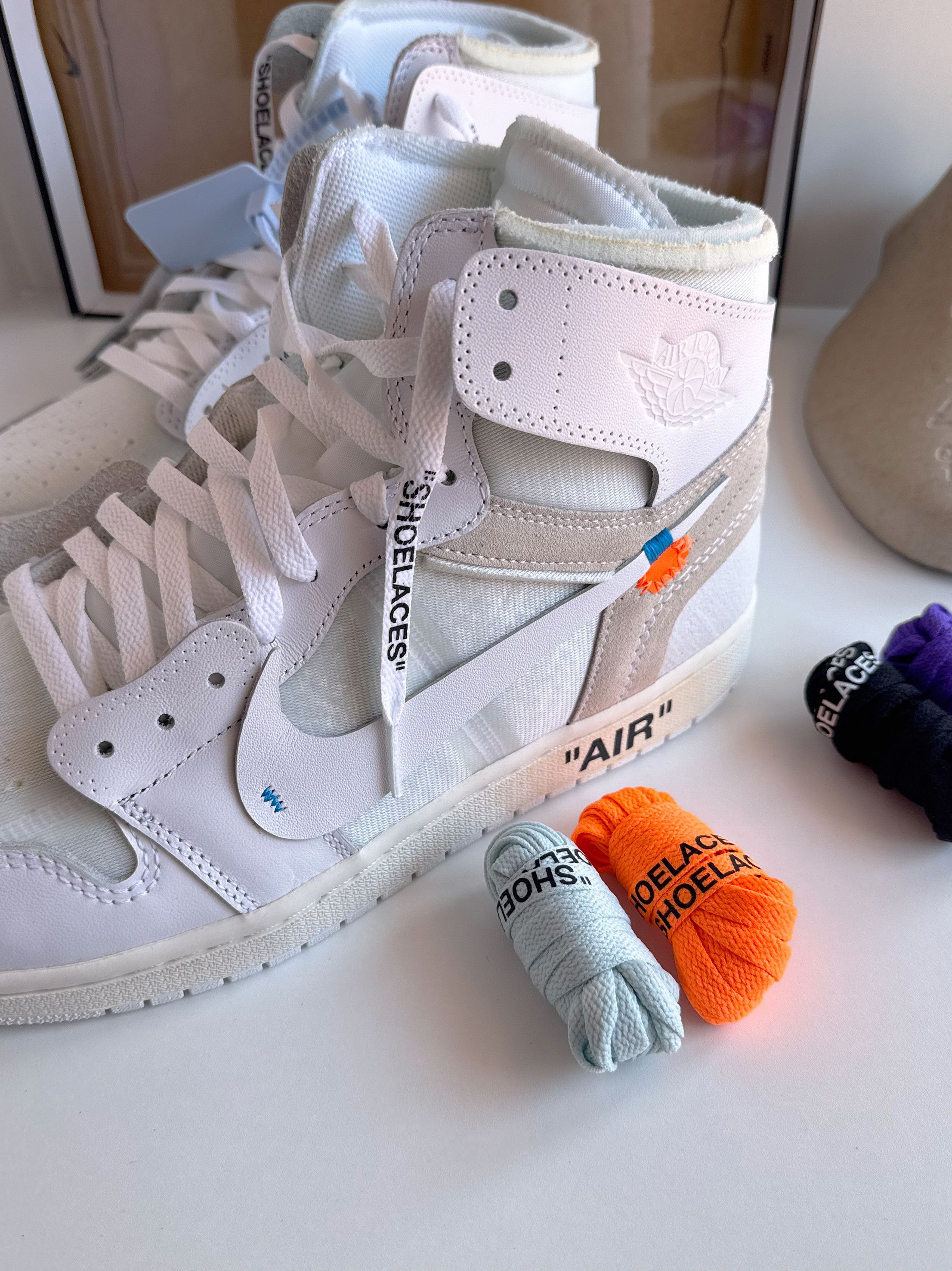 Jordan Brand × Off-White Air Jordan 1 Retro x Off-White (Virgil Abloh) Euro 17 Alaska Size US 13 / EU 46 - 7 Thumbnail