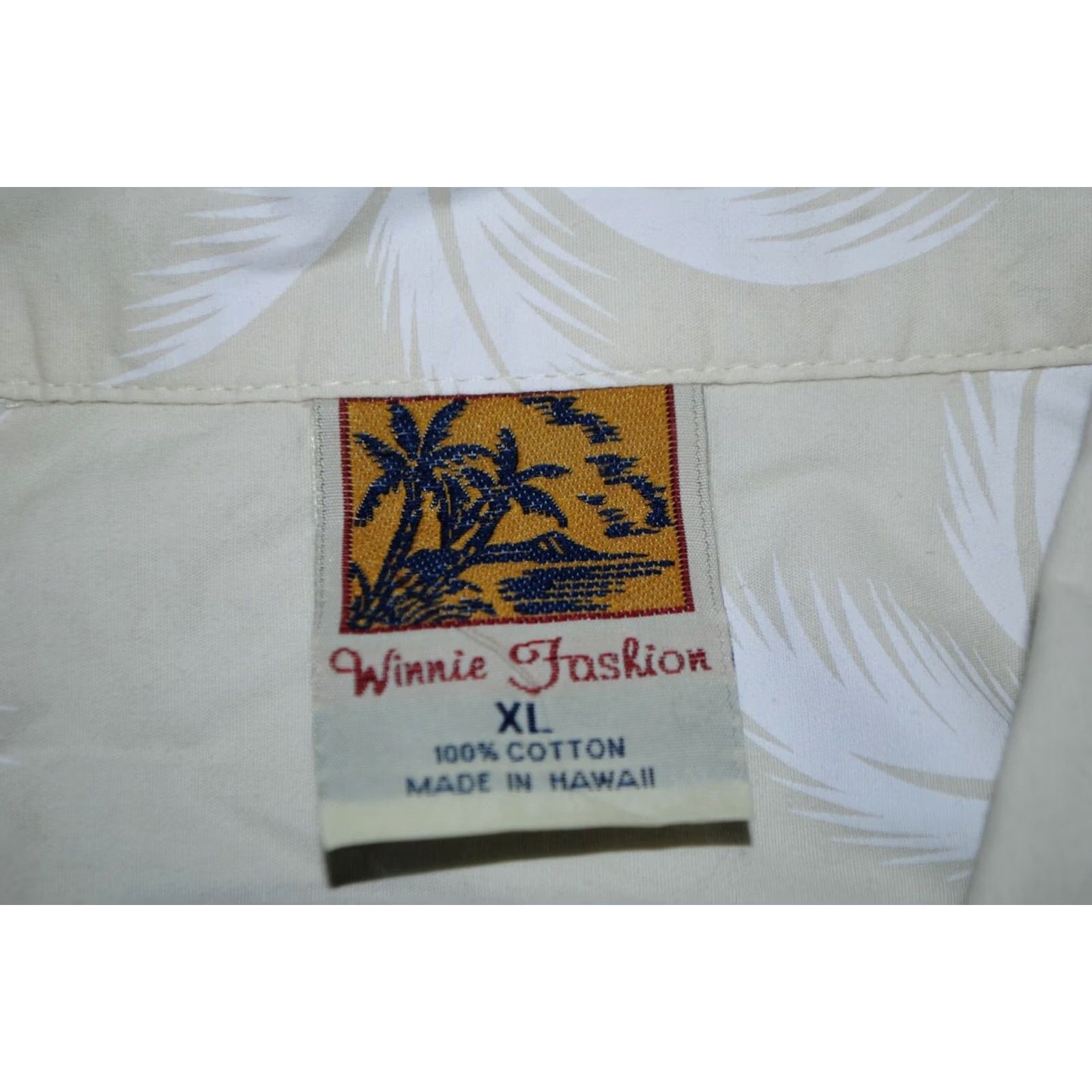 Vintage WINNIE FASHION MENS XL SHIRT HAWAIIAN SURFING COTTON IVORY BUTTON-UP SHORT SLEEVE CAR THEME Size US XL / EU 56 / 4 - 4 Thumbnail