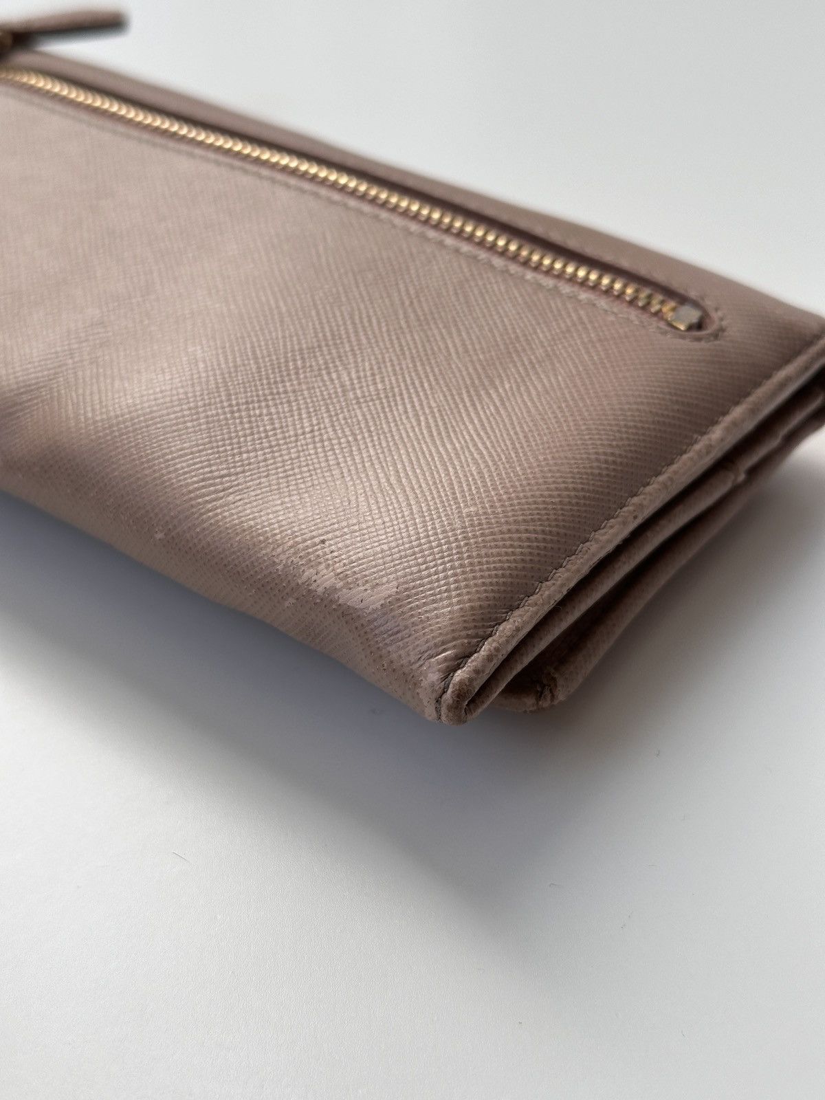 Prada Prada Saffiano Leather Triangle Logo Long Wallet Light Pink Size ONE SIZE - 9 Thumbnail