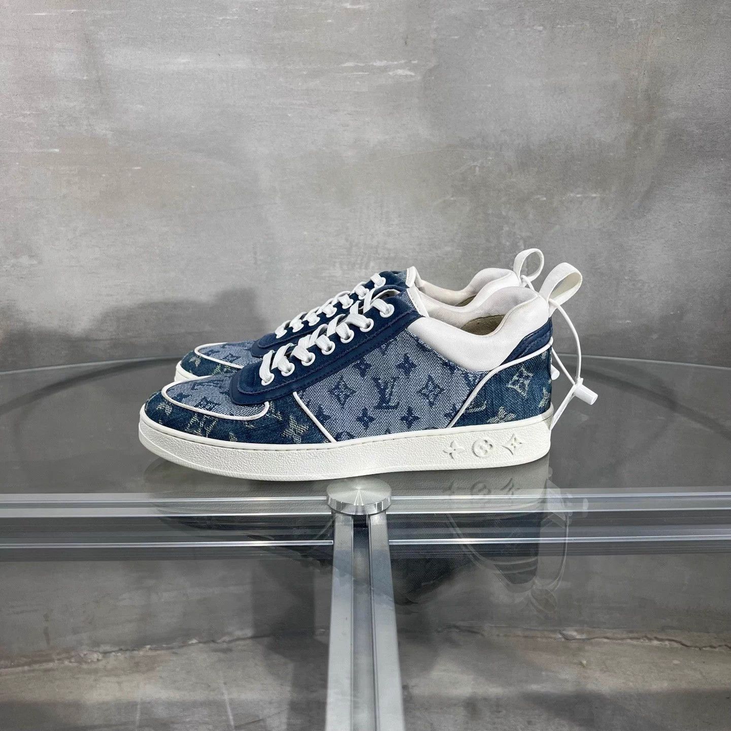 Louis Vuitton LV blue denim skate shoes 37.5 Size US 6.5 / IT 36.5 - 3 Thumbnail