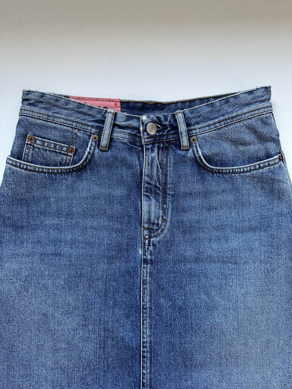 Acne Studios Acne Studios Shadow Mid Denim Skirt Size 25" / US 0 / IT 36 - 8 Thumbnail