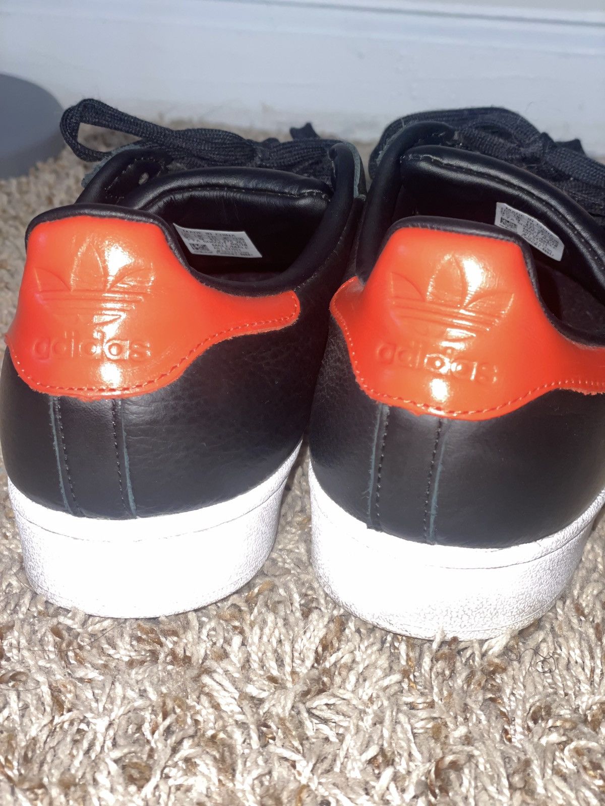 Adidas Adidas Superstars black/red Size US 9.5 / EU 42-43 - 8 Thumbnail