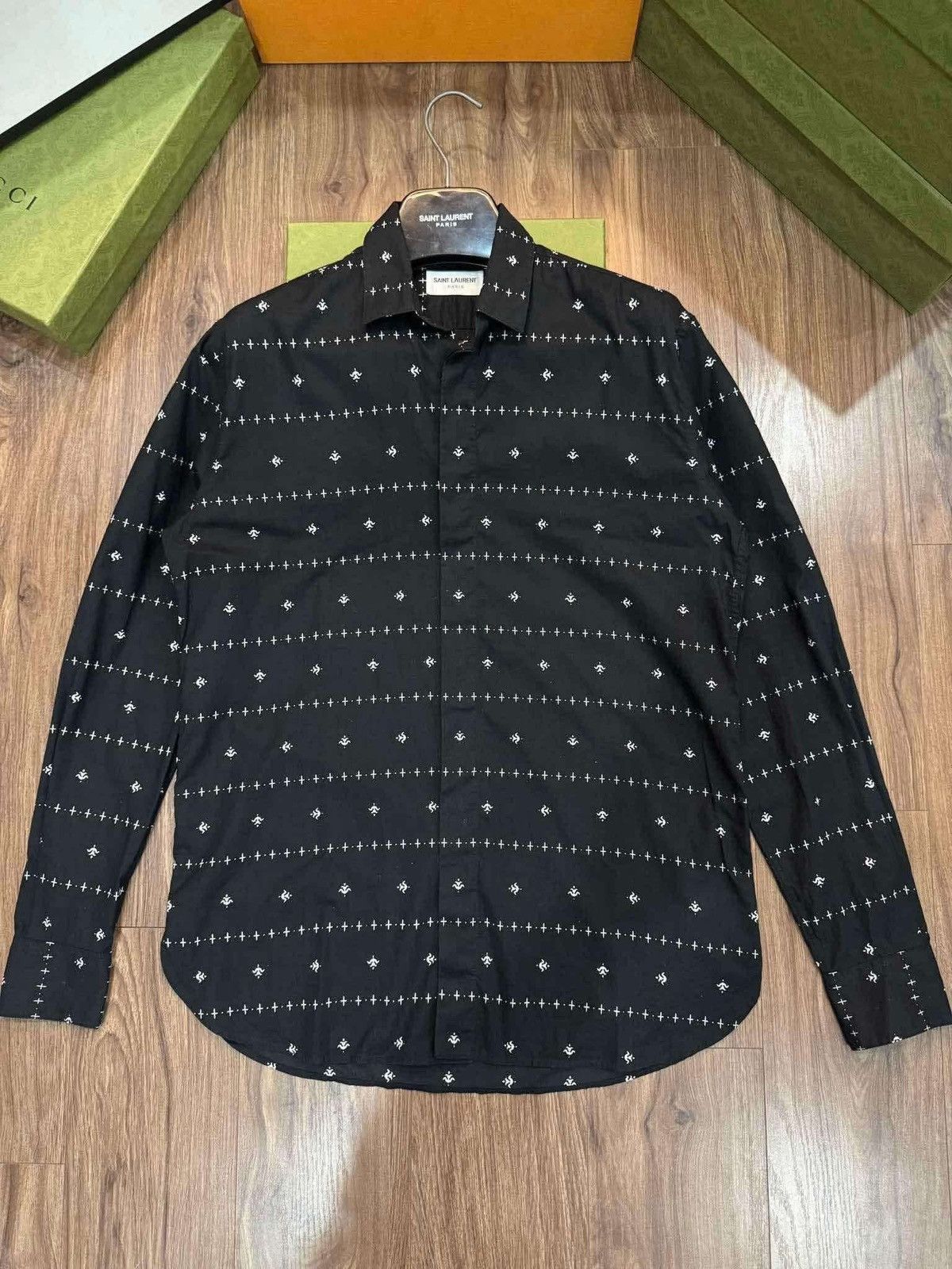 Saint Laurent Paris SAINT LAURENT PATTERN PRINTED VISCOSE SHIRT IT37 Size US XS / EU 42 / 0 - 1 Thumbnail