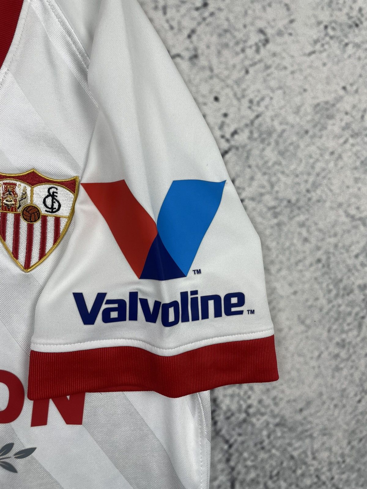 Nike Nike S Sevilla FC 20/21 Home #10 Rakitic Jersey eg Size US S / EU 44-46 / 1 - 9 Thumbnail