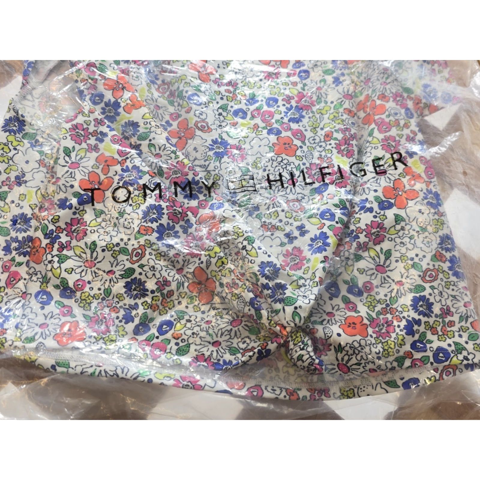 Tommy Hilfiger NWT Tommy Hilfiger Women's Knotted Printed Swim Top Sz XXL White Multicolor - Floral Pattern - Top - Women - 2XL - Soft White Multi - Sport Theme Size XXL / US 16-18 / IT 52-54 - 5 Thumbnail
