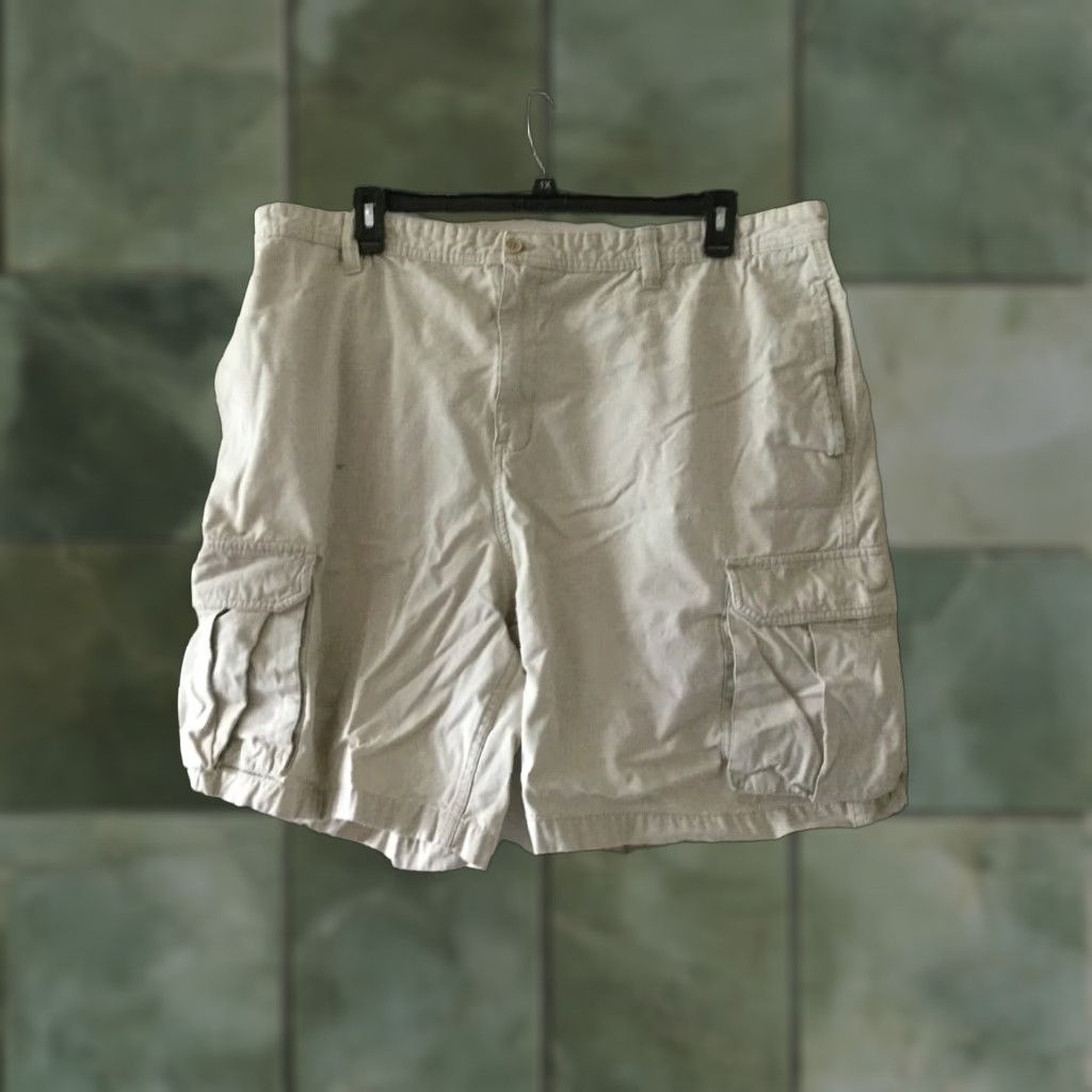 Chaps Vintage Chaps Cargo Shorts Cotton Mens Size 42 Khaki Casual, Canvas, Flat Front Size US 42 / EU 58 - 1 Thumbnail