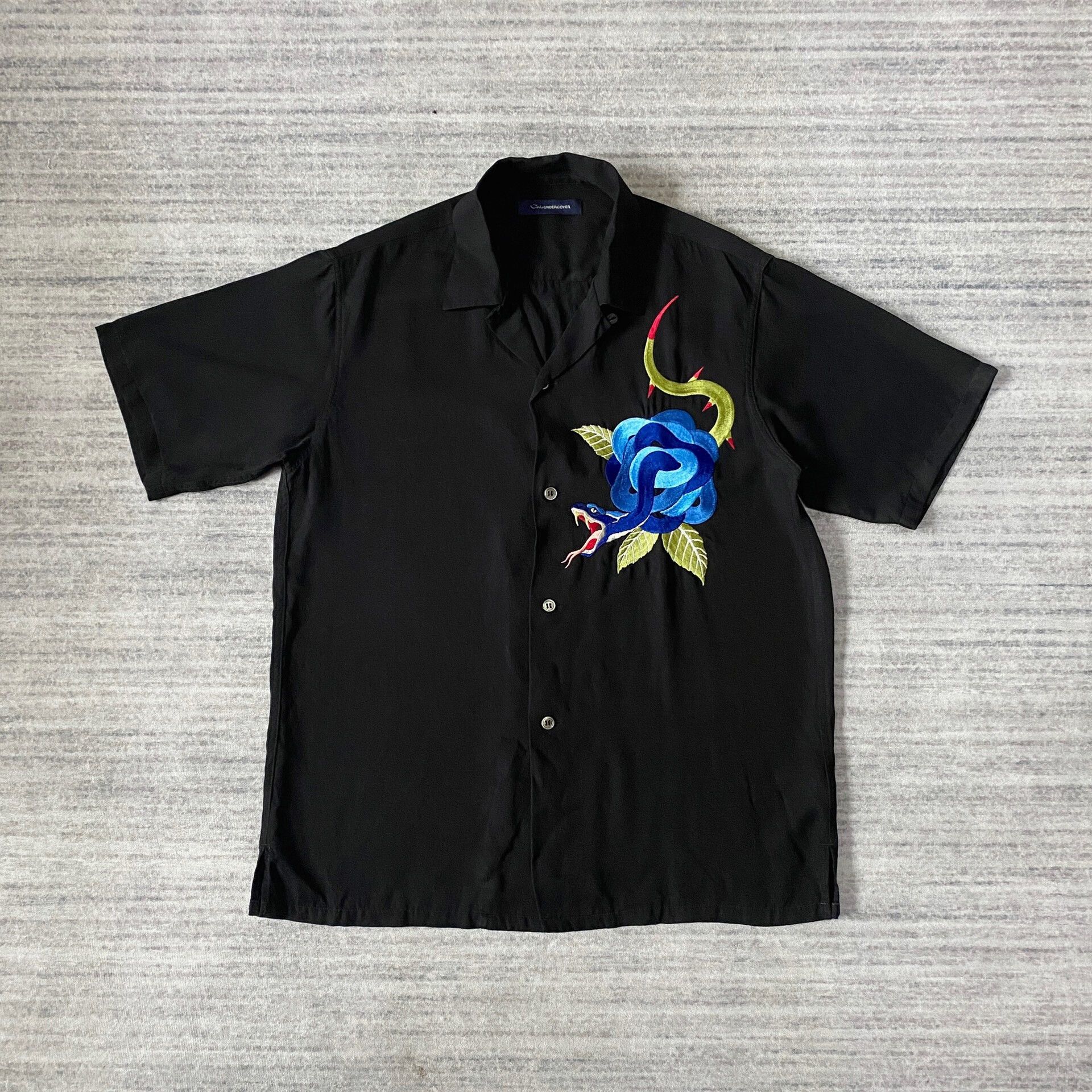 Undercover rose embroidered short-sleeve hawaiian shirt Size US S / EU 44-46 / 1 - 1 Thumbnail