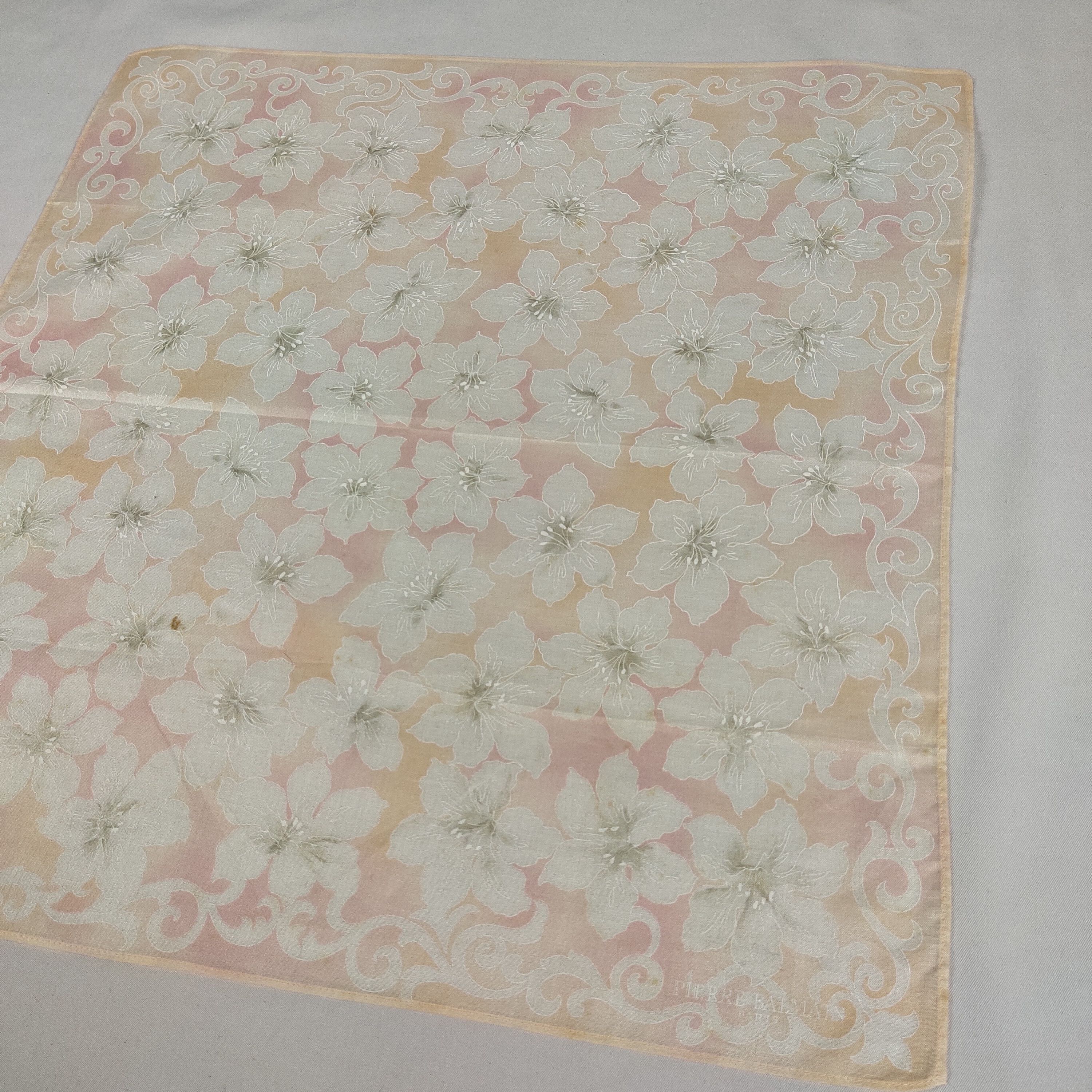Pierre Balmain × Vintage Pierre Balmain Handkerchief / Neckerchief / Bandana FZ563 Size ONE SIZE - 4 Thumbnail