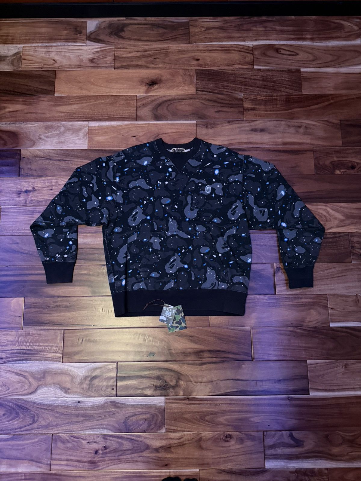 Bape Bape Space Camo Crewneck Size L Size US L / EU 52-54 / 3 - 1 Thumbnail