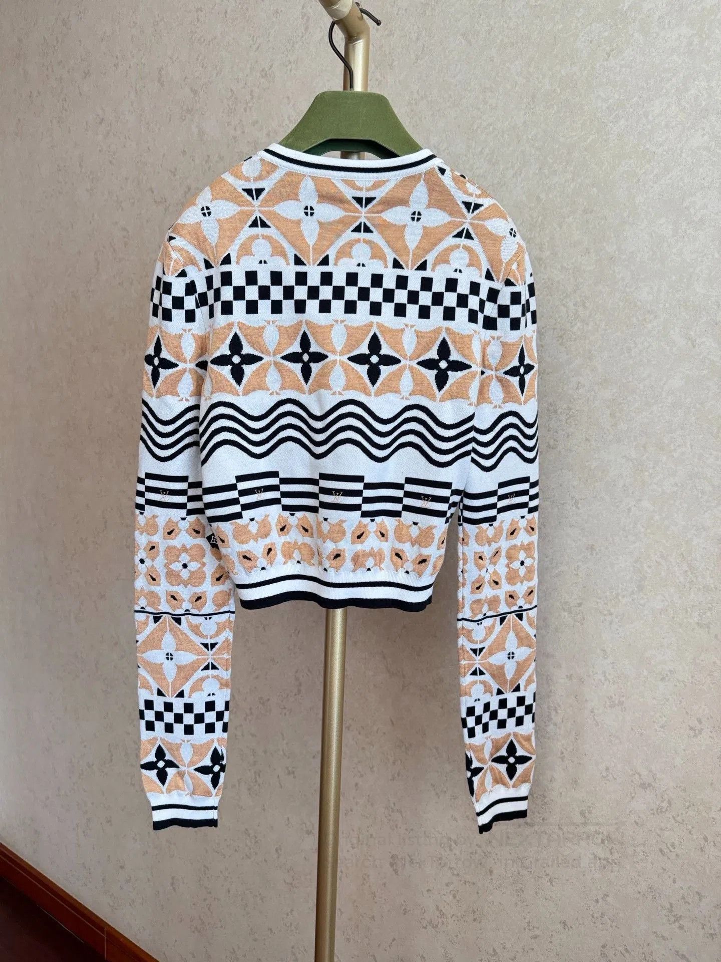 Louis Vuitton LV Knit Cardigan. Size S / US 4 / IT 40 - 3 Thumbnail