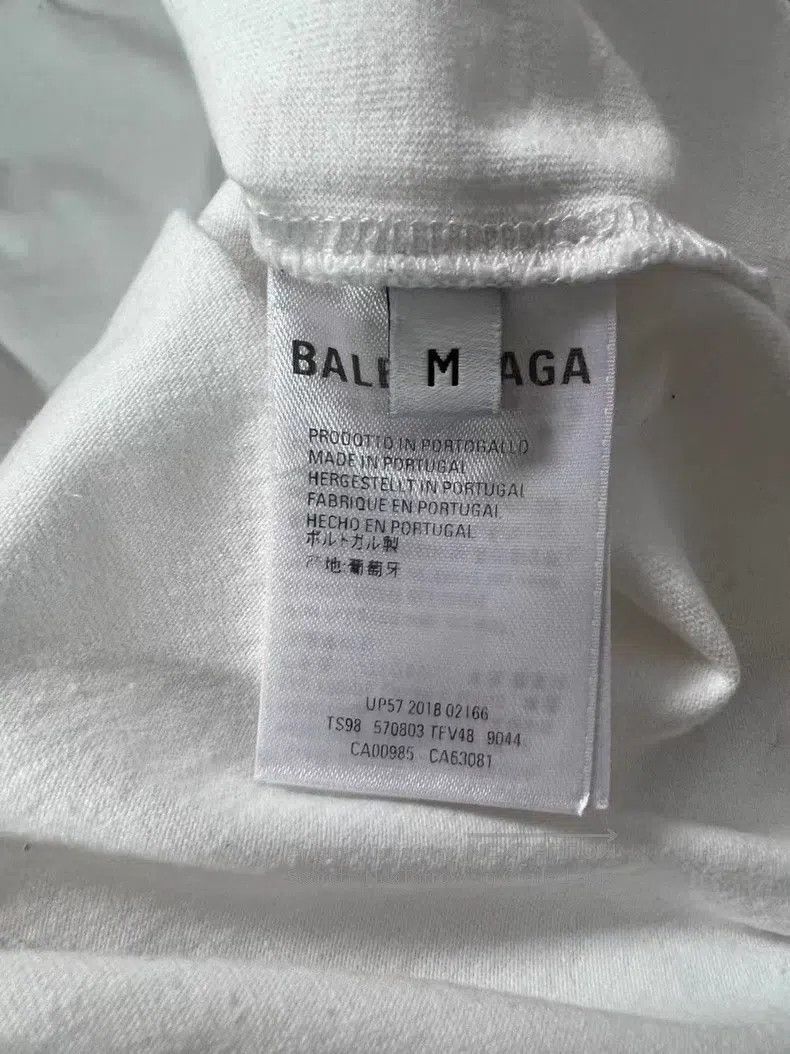 Balenciaga Balenciaga White Buckle Short Sleeve Size US M / EU 48-50 / 2 - 4 Thumbnail