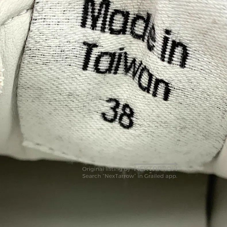 Maison Margiela Maison Margiela White leather-lacing casual flat sneakers Size US 7.5 / IT 37.5 - 6 Thumbnail