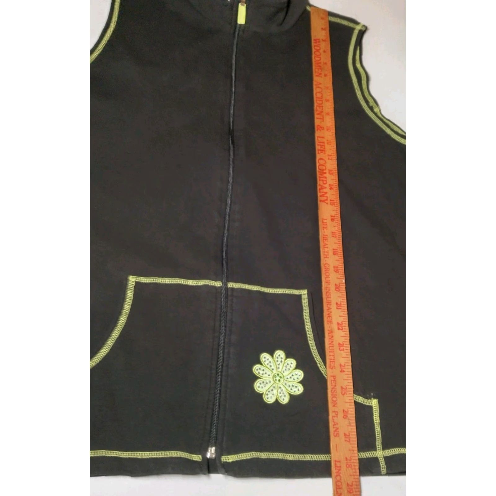 Quacker Factory VINTAGE The Quacker Factory Zip Vest Womens Plus 1X Black Daisy Rhinestones Knit Cotton Blends Shirt Style Size XL / US 12-14 / IT 48-50 - 4 Thumbnail
