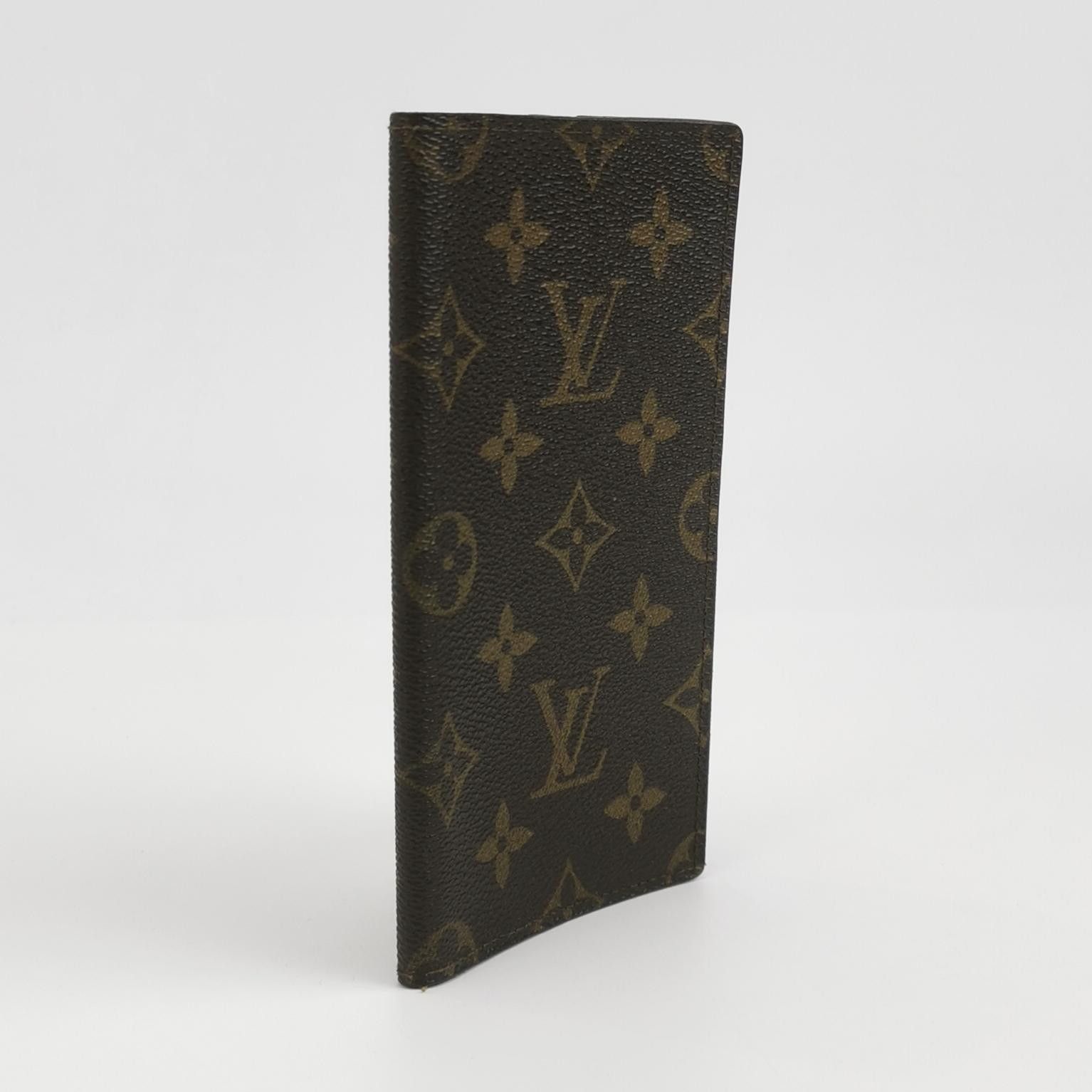 Louis Vuitton Louis Vuitton (LV) Monogram Printed Vintage Notebook Cover Size ONE SIZE - 1 Thumbnail