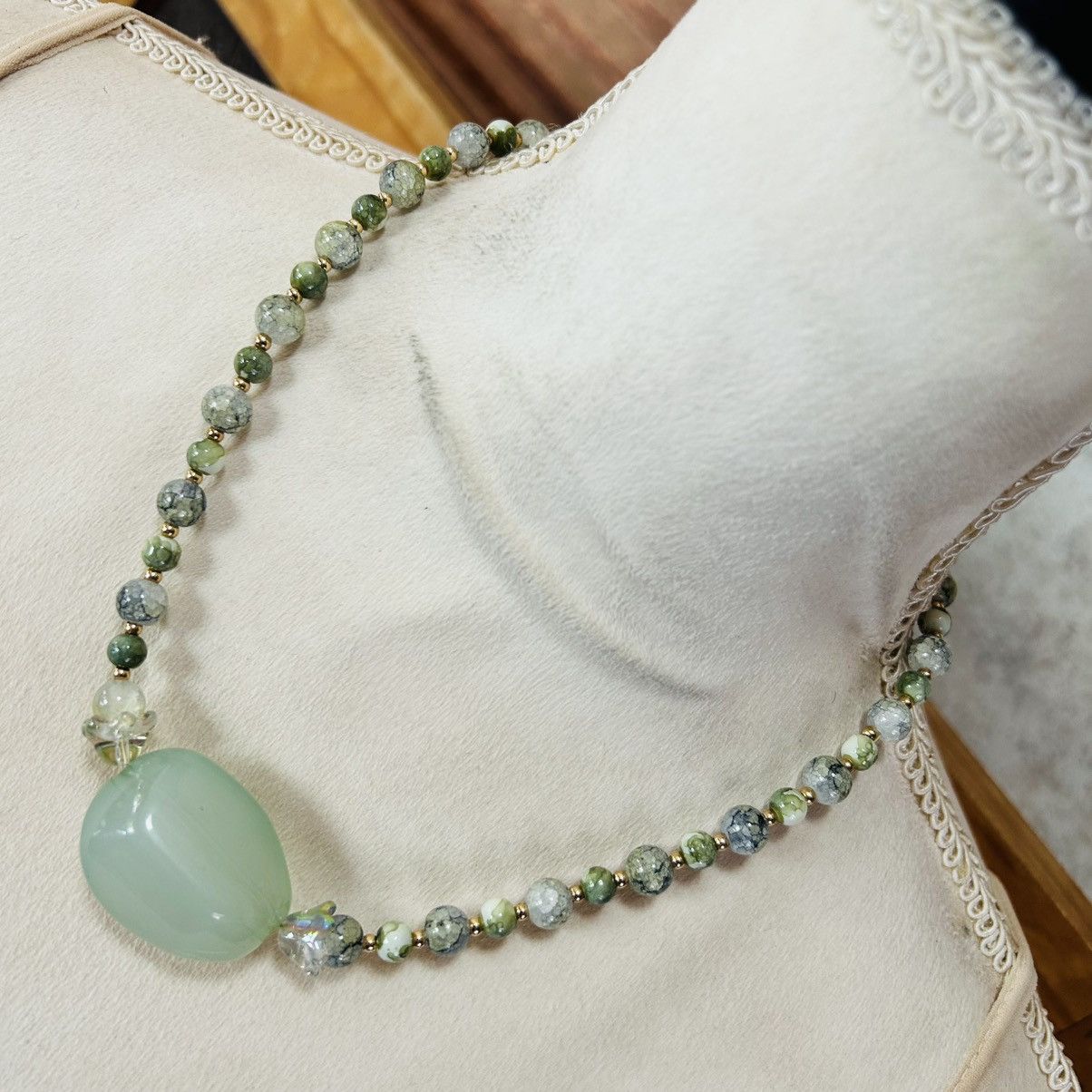 Handmade Handcrafted green tone art glass bead necklace Size ONE SIZE - 1 Thumbnail
