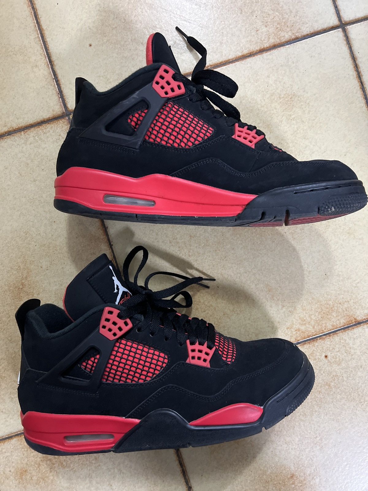 Jordan Brand Air jordan 4 retro red thunder Size US 10.5 / EU 43-44 - 4 Thumbnail