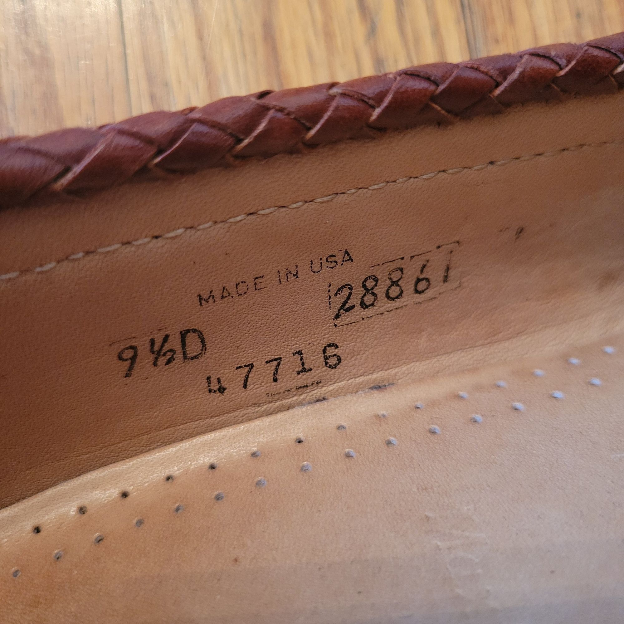 Allen Edmonds Allen Edmonds MAXFIELD Brown Tassel Loafers 9.5D Braided Lea Size US 9.5 / EU 42-43 - 4 Thumbnail