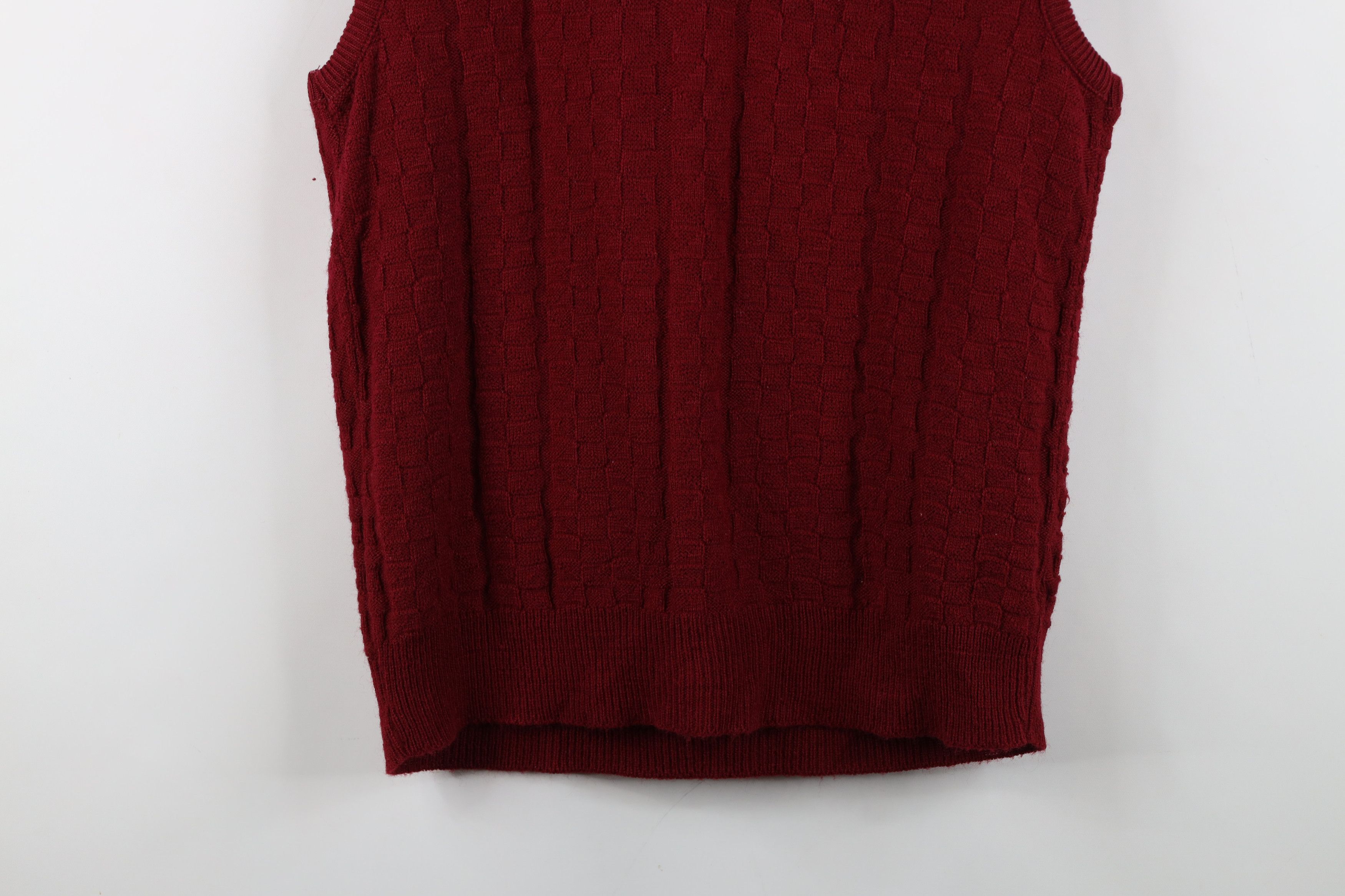 Vintage Vintage 70s Streetwear Weave Knit Blank Sweater Vest Red USA Size US L / EU 52-54 / 3 - 3 Thumbnail