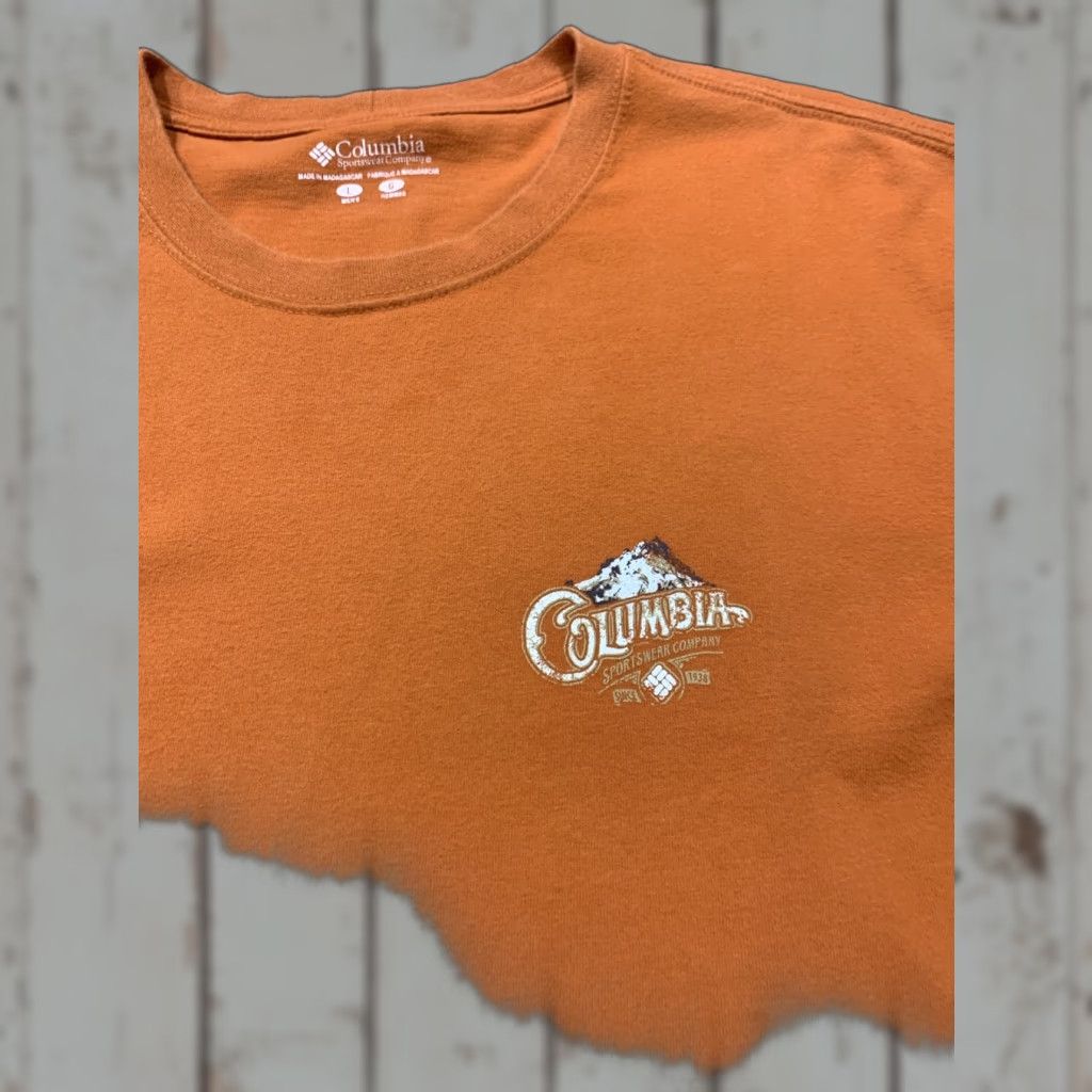 Vintage Columbia Shirt Men Long Sleeve Crew Neck Orange L Orange Columbia Adult Large Regular Cotton T-Shirt Men Size US L / EU 52-54 / 3 - 1 Thumbnail