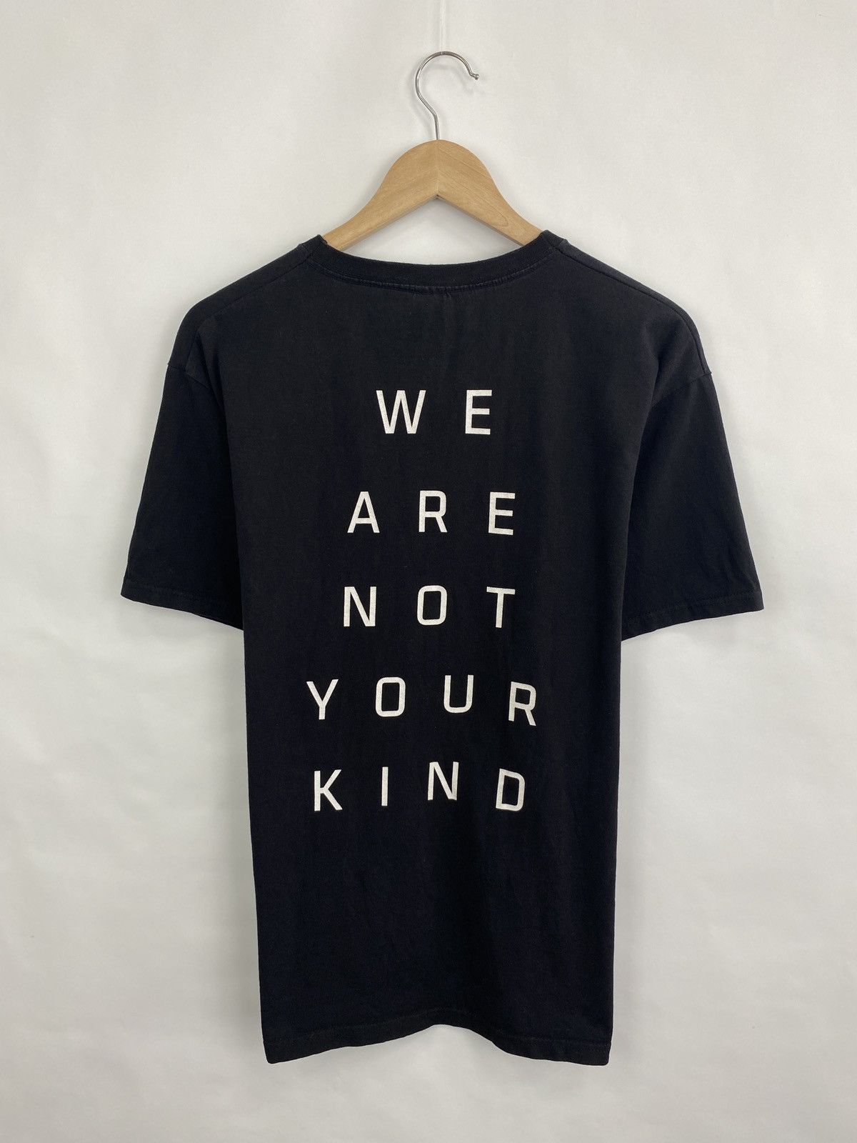 Band Tees 🇺🇸💀 Vintage Y2K Slipknot We Are Not Your Kind Rock Band Tee Size US M / EU 48-50 / 2 - 6 Thumbnail
