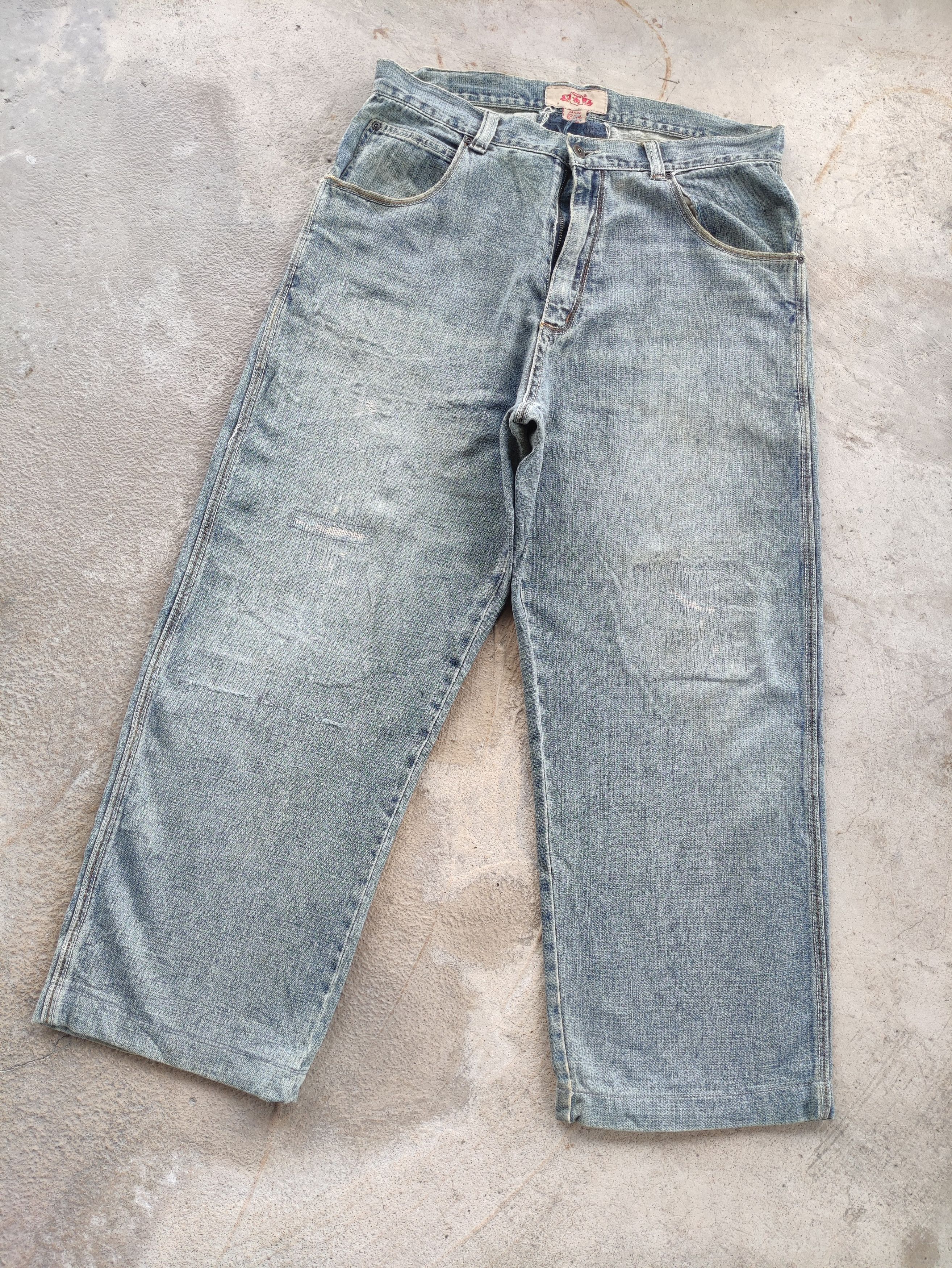 Japanese Brand Vintage Japanese Baggy Jean Distressed Faded Denim Size US 36 / EU 52 - 2 Thumbnail