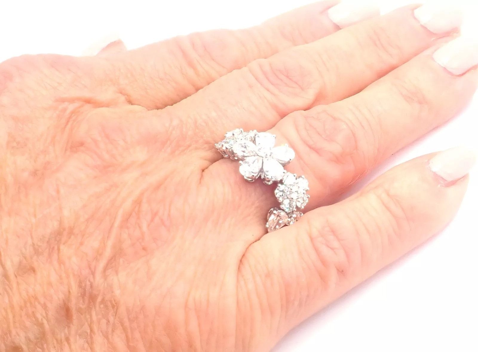 Van Cleef & Arpels Van Cleef & Arpels Folie des Pres 18k Diamond Flower Ring Size ONE SIZE - 12 Thumbnail