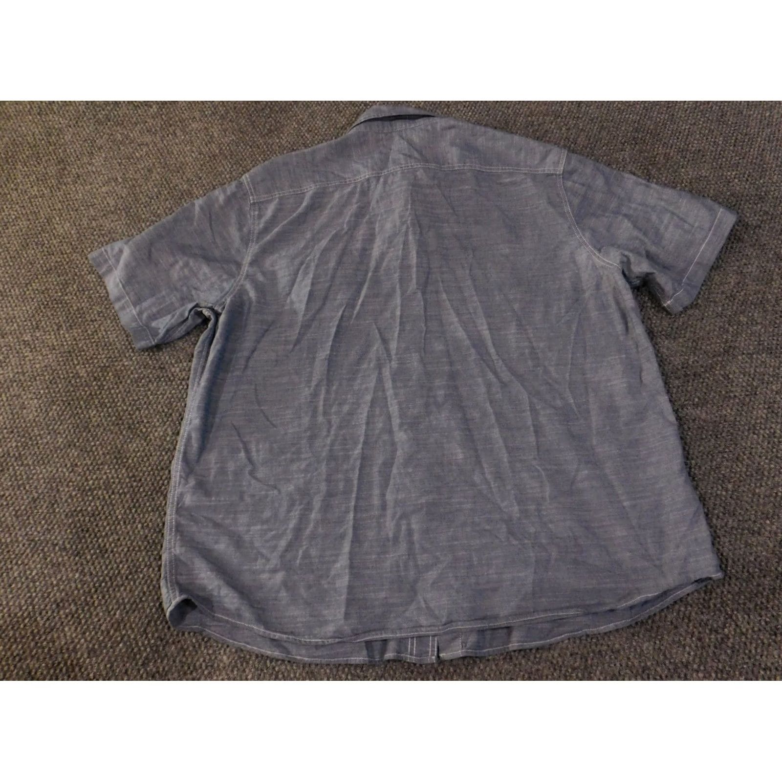 Vintage Woolrich Button-Up Shirt Mens 2XL Blue Chambray Casual Outdoor Slimming Pockets Short Sleeve Regular Fit Classic Outdoor Mens Size US XXL / EU 58 / 5 - 6 Thumbnail