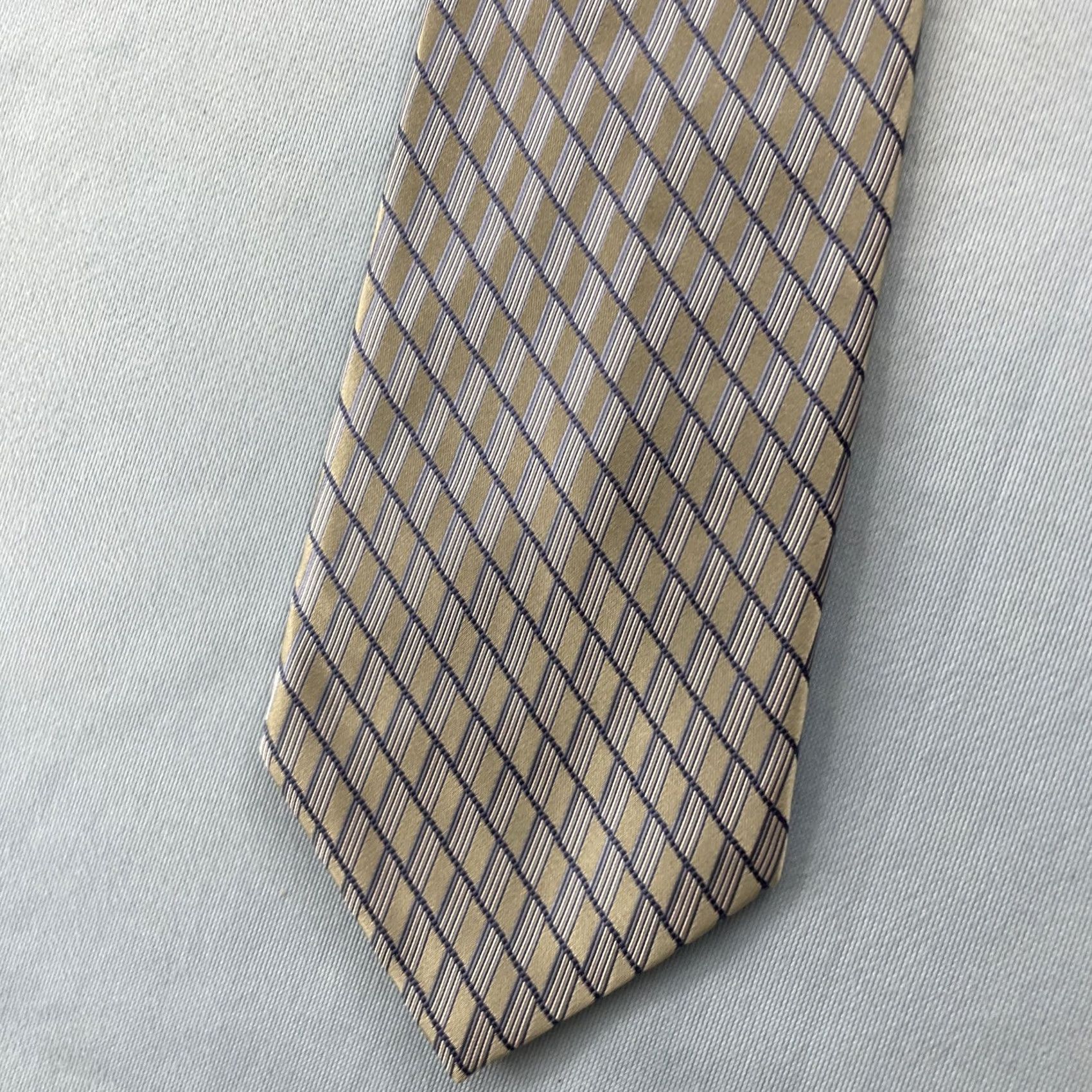 Vintage VINTAGE Jones New York Silk Tie Wove Necktie Plaid Green Gray Exec Capsule 4x56 Capsule Wide Necktie Size ONE SIZE - 3 Thumbnail