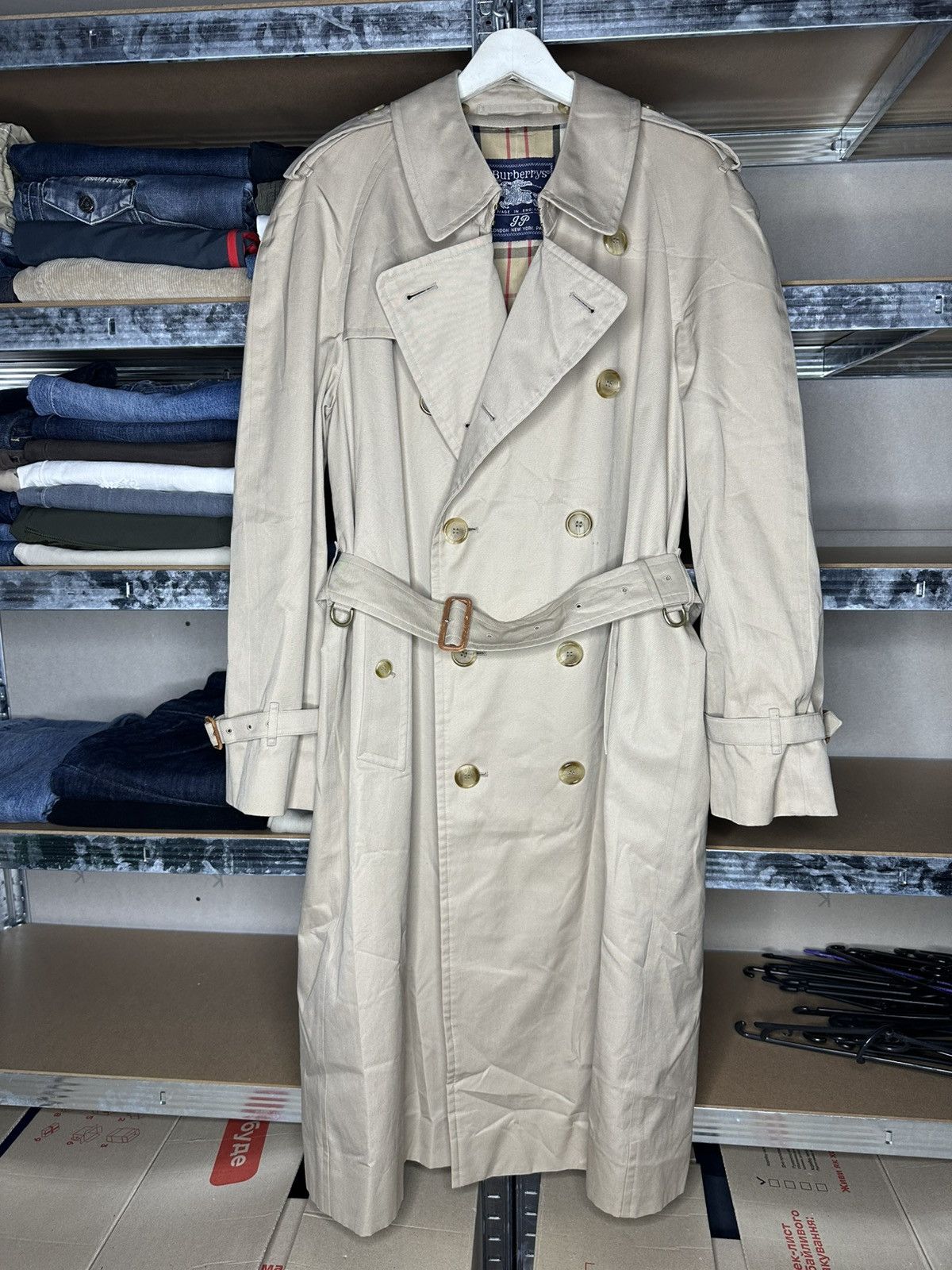 Burberry Burberrys Men’s Long Trench Coat – Double Breasted Size 52 Size US L / EU 52-54 / 3 - 3 Thumbnail