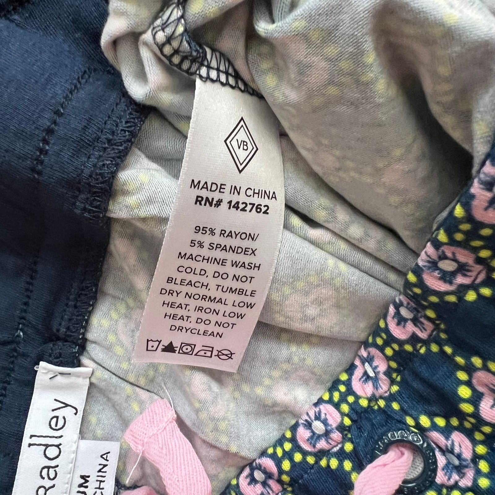 Vera Bradley VERA BRADLEY Blue Kaleidoscope Medallions Print Pants, M Size 30" / US 8 / IT 44 - 5 Thumbnail