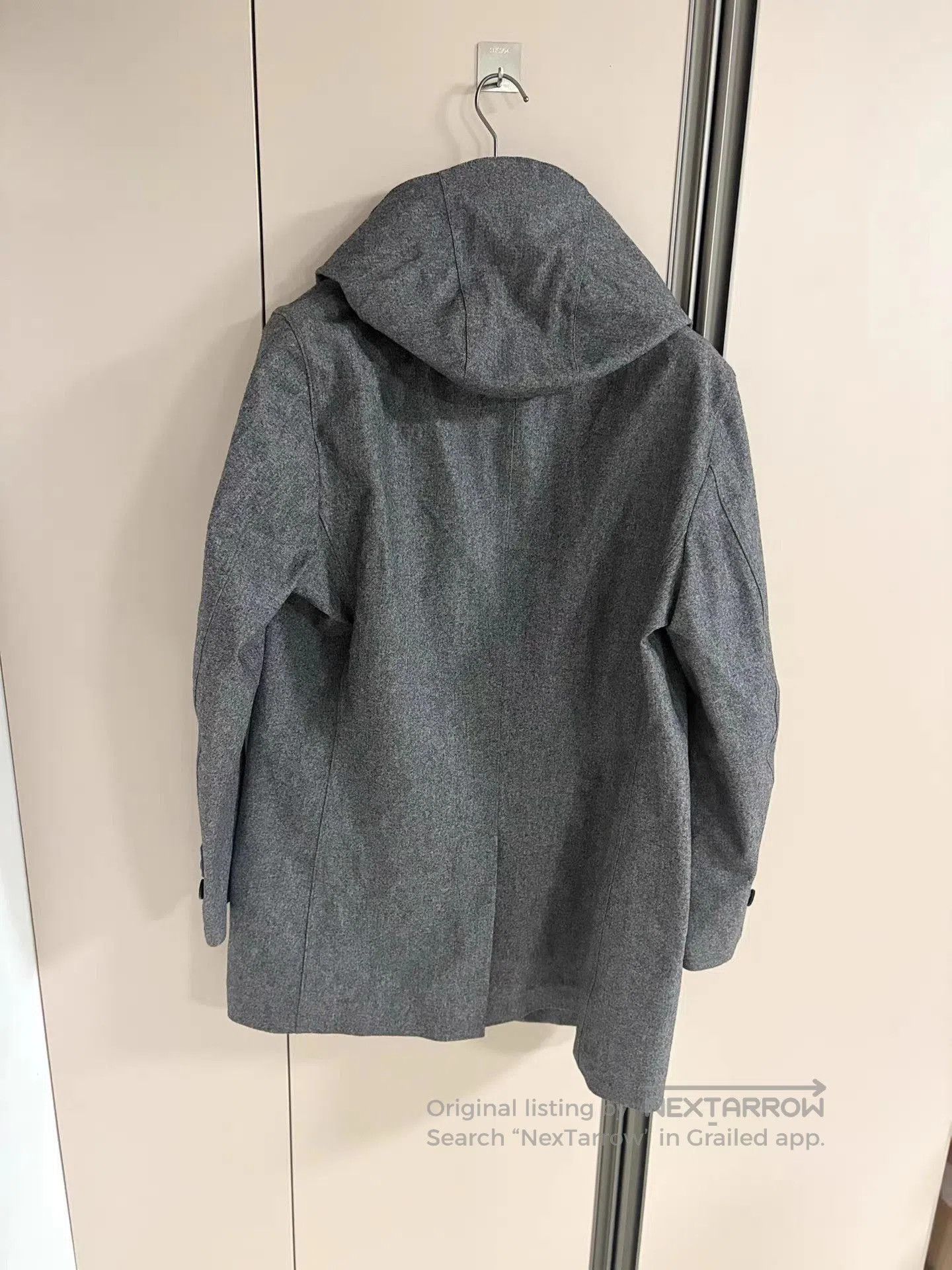 Suitsupply Gray Wool Blend Heavy Coat Size L. Size US L / EU 52-54 / 3 - 2 Thumbnail