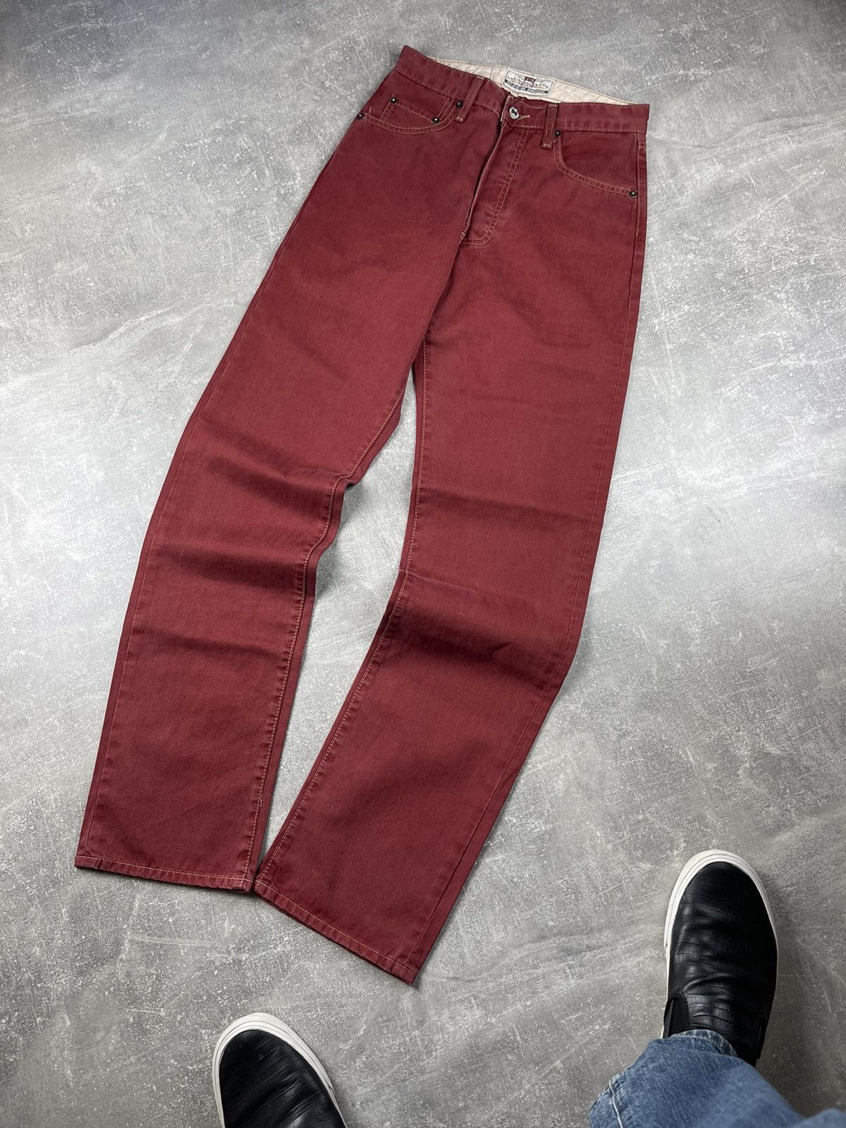 Levi's × Vintage Levi’s 401 Rare Vintage 90s Red Denim Jeans Size US 28 / EU 44 - 5 Thumbnail