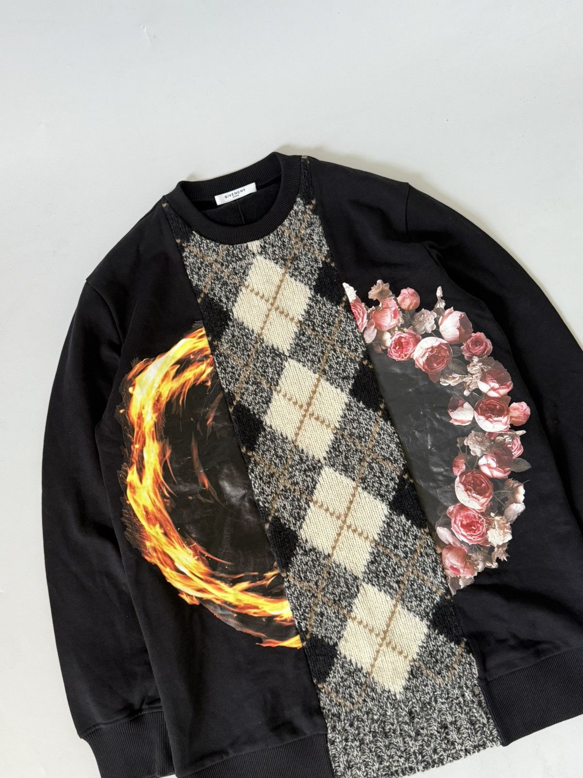 Givenchy Givenchy Floral & Flame Sweatshirt Size US M / EU 48-50 / 2 - 4 Thumbnail