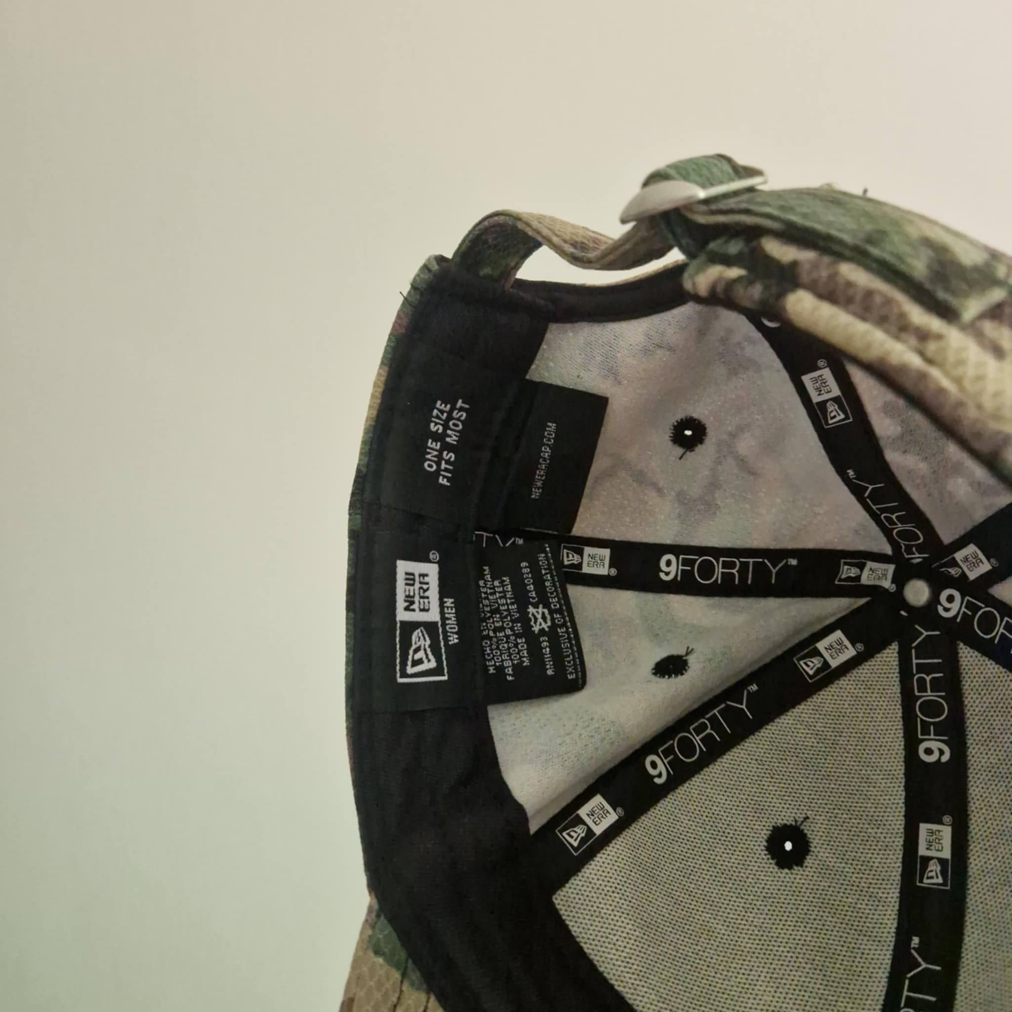 New Era New Era x NY Yankees Camo Cap with Pink Logo Size ONE SIZE - 7 Thumbnail