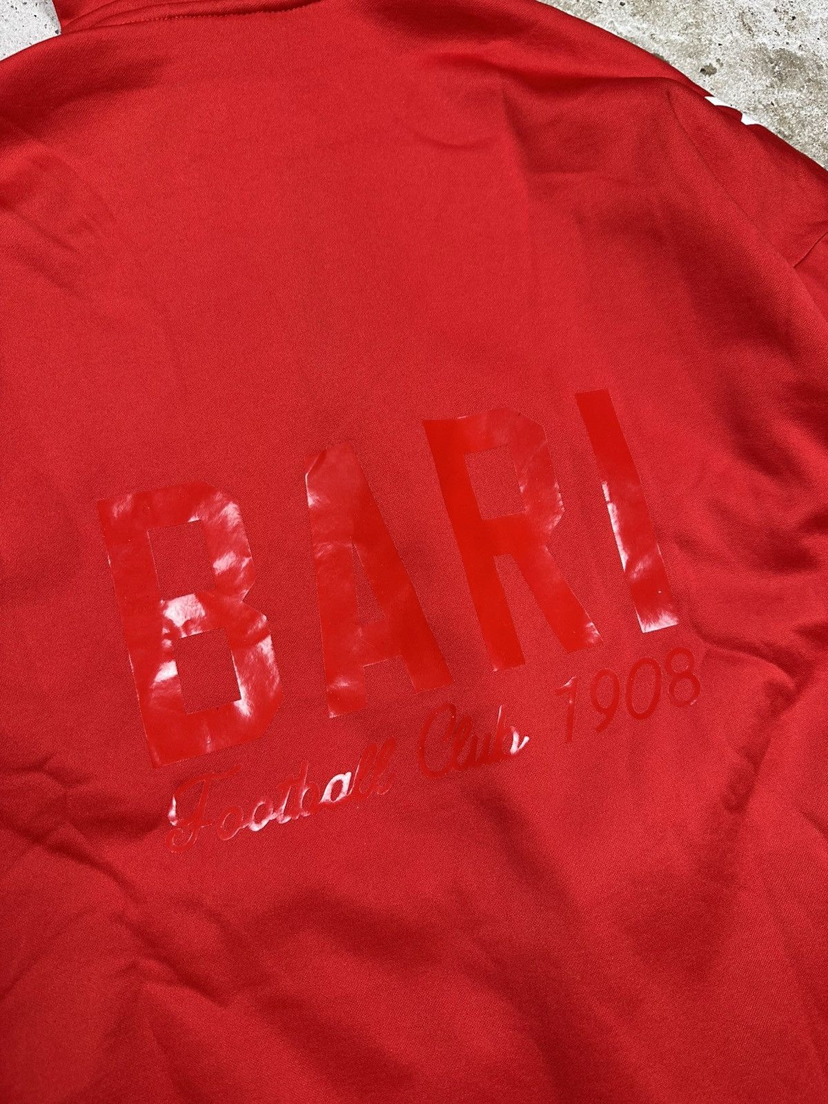 Vintage Vintage 2000s Zeus x Bari FC Red Training Top Sweatshirt Size US M / EU 48-50 / 2 - 14 Thumbnail