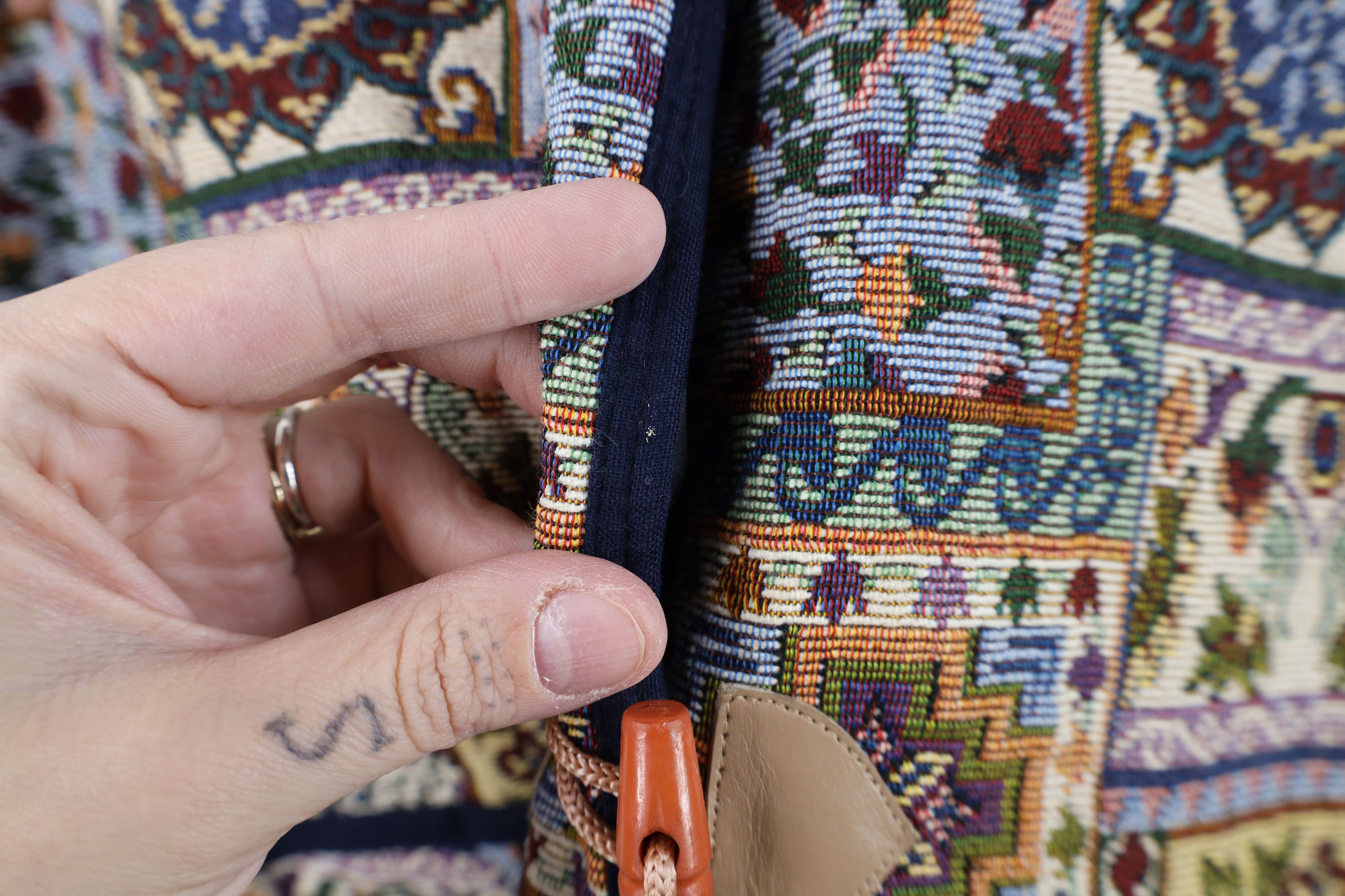 Vintage Vintage 90s Streetwear Needlepoint Toggle Button Vest Jacket Size L / US 10 / IT 46 - 4 Thumbnail