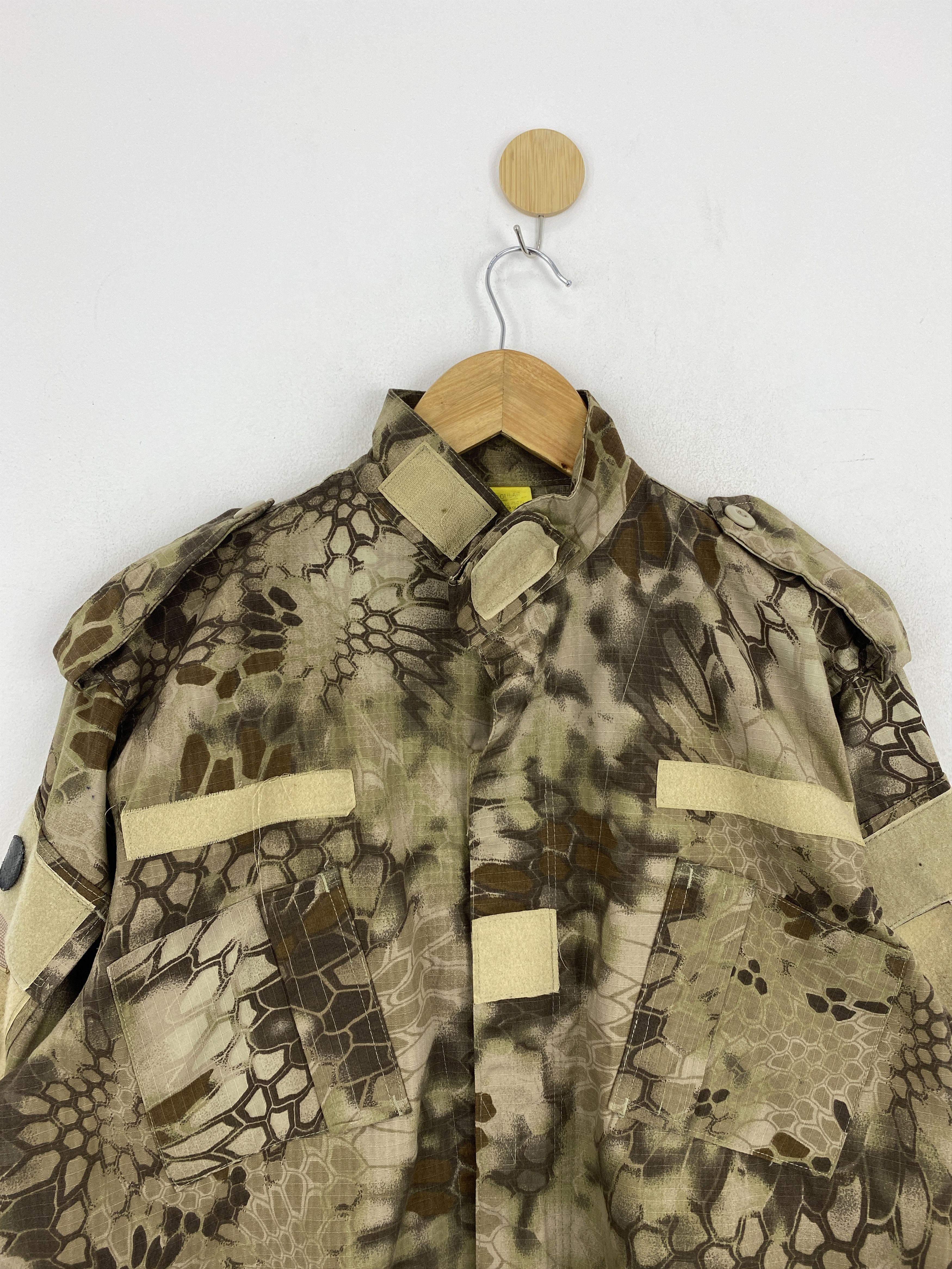 Vintage Vintage Military Camouflage Army Issue Tactical Jacket J1895 Size US L / EU 52-54 / 3 - 2 Thumbnail
