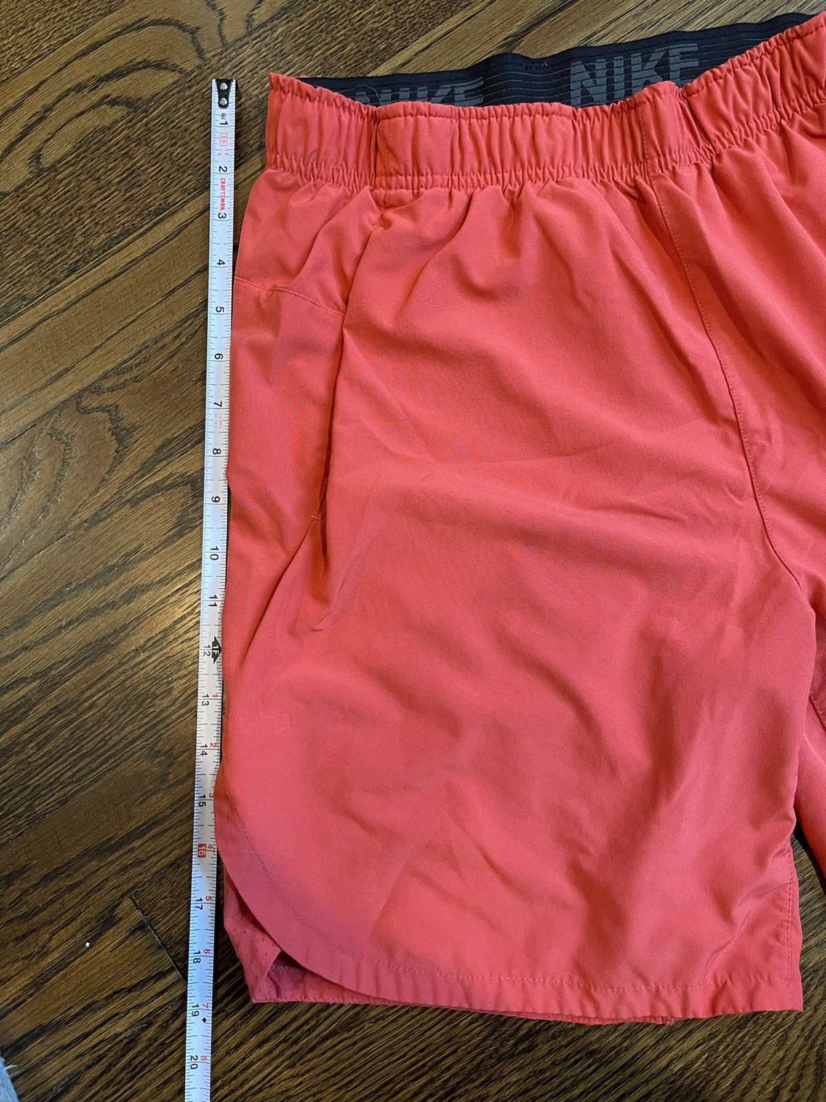 Nike Nike dri-fit shorts size medium Size US 32 / EU 48 - 5 Thumbnail