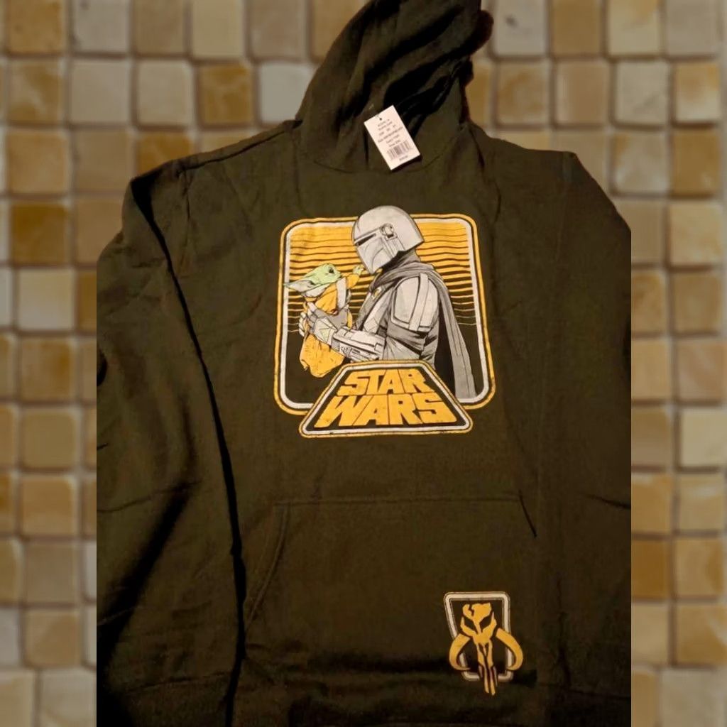 Disney MENS STAR WARS LONG SLEEVE FLEECE HOODIE SIZE L DARK GREEN Size US L / EU 52-54 / 3 - 1 Preview