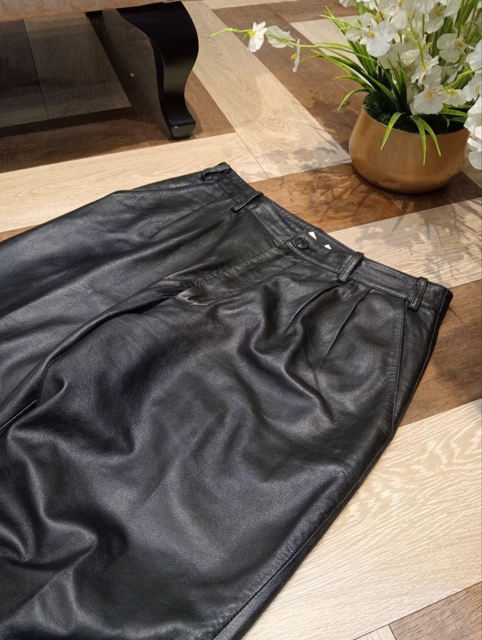 Japanese Brand VINTAGE JAPANESE SHEEPSKIN LEATHER BAGGY PANTS Size US 33 - 5 Thumbnail
