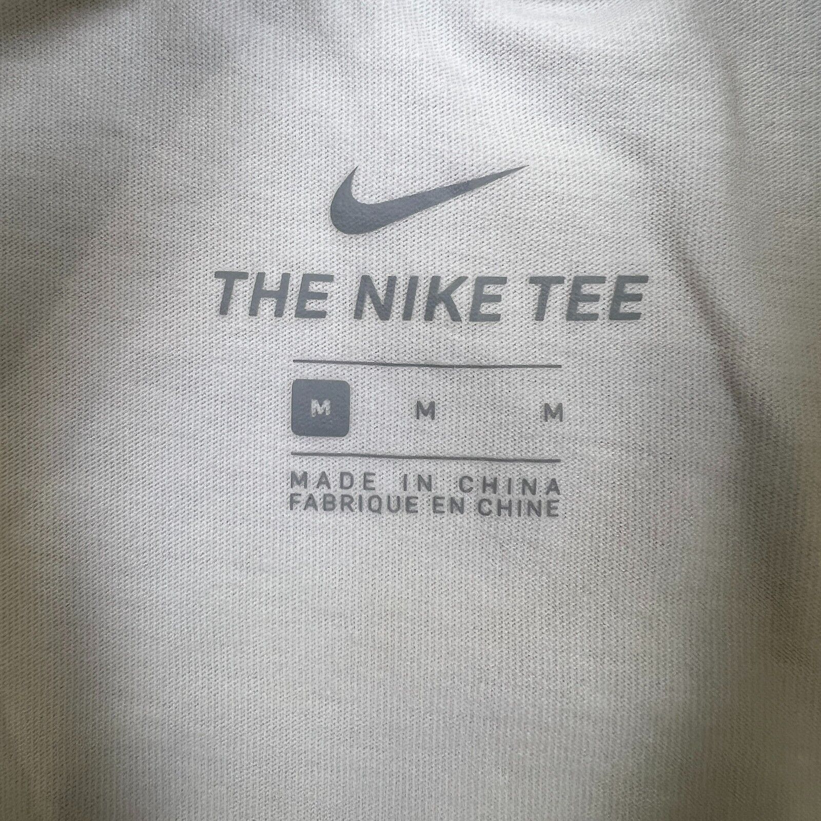 Nike × Vintage Nike Air Sportswear Swoosh Dolphin Beach Short Sleeve Tee Size US M / EU 48-50 / 2 - 7 Thumbnail