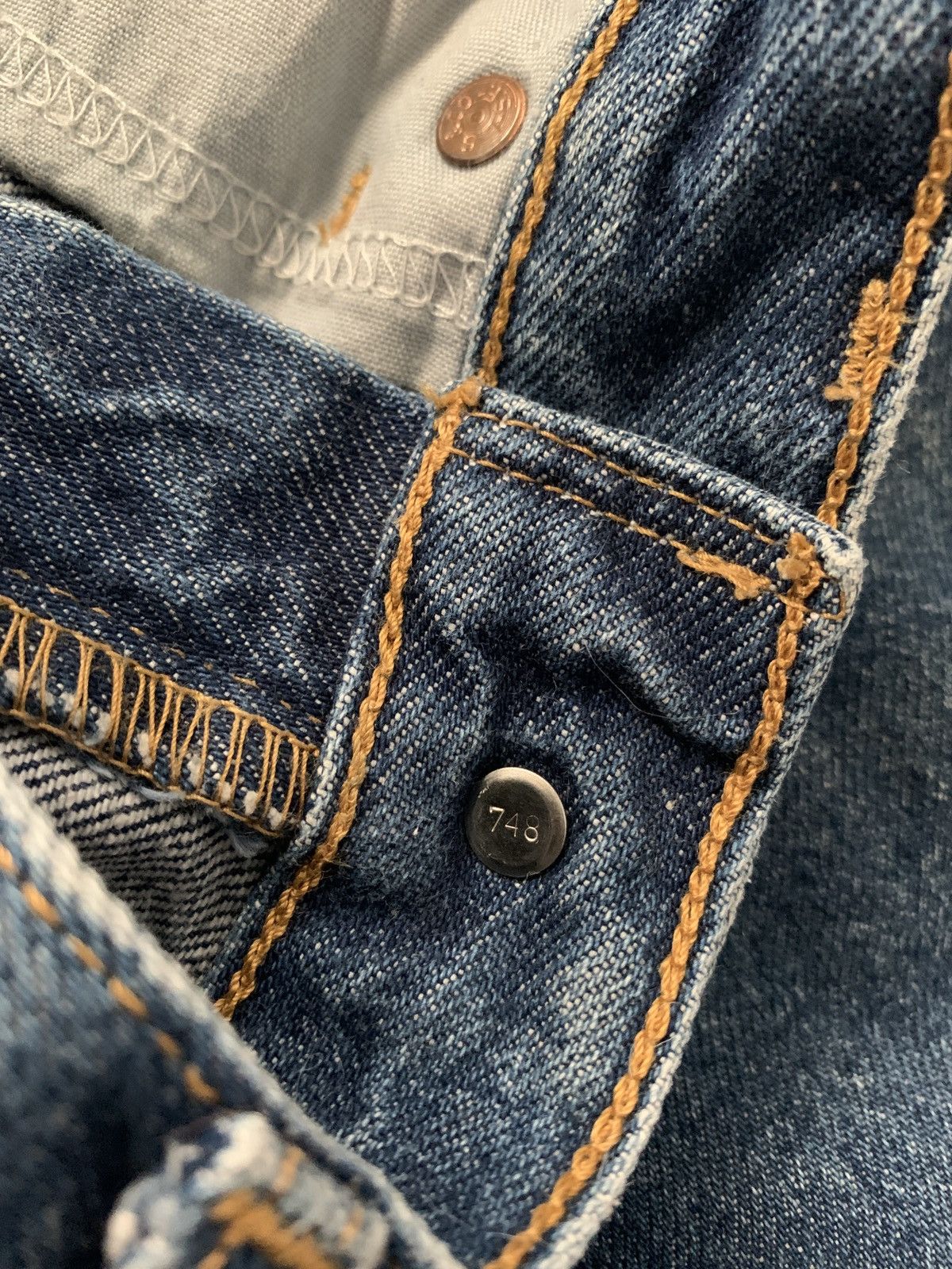 Levi's VINTAGE 90s LEVI'S 517 BOOTCUT JEANS Size US 29 - 6 Thumbnail