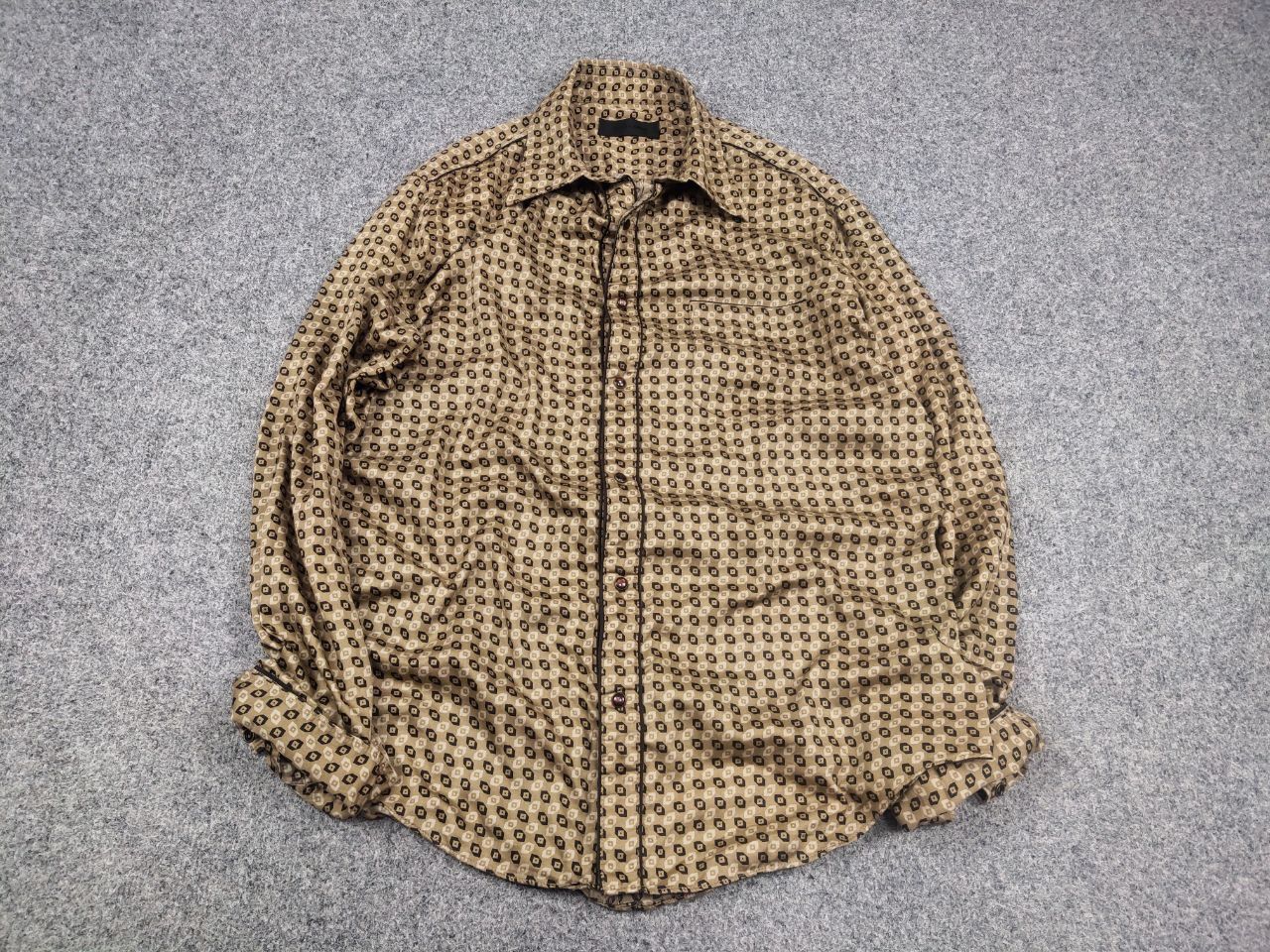 Nicole Farhi Nicole Farhi Itali Design Gold Pattern button-down shirt Size US L / EU 52-54 / 3 - 2 Thumbnail