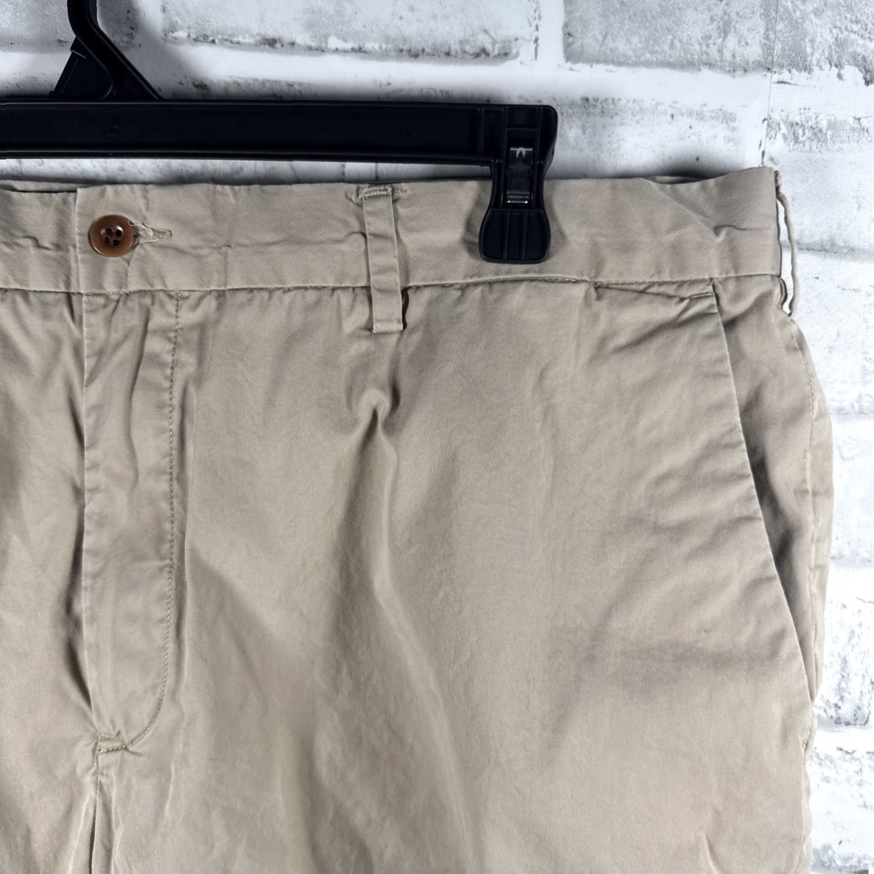 Polo Ralph Lauren Polo Ralph Lauren Classic Fit Beige Casual Shorts Mens Size 38 Size US M / EU 48-50 / 2 - 2 Thumbnail