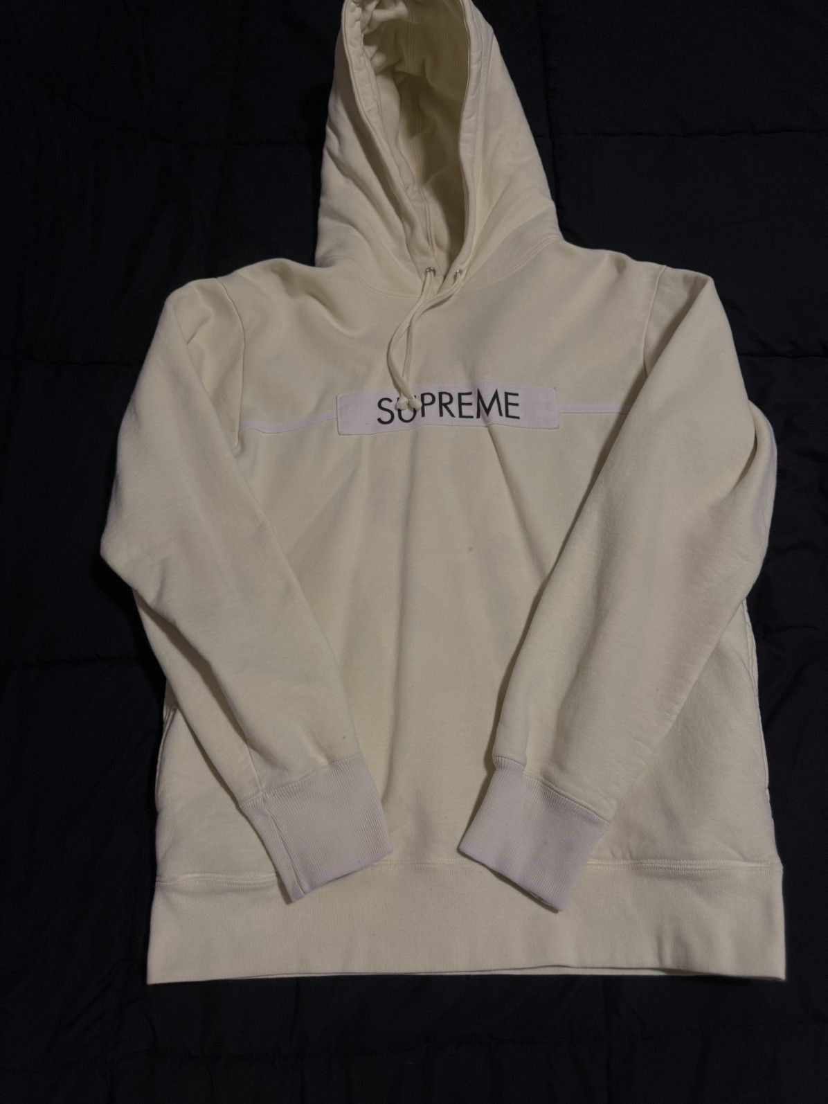 Supreme Supreme Yellow Hoodie Size Large Pre Owned 🧼 Size US L / EU 52-54 / 3 - 2 Thumbnail