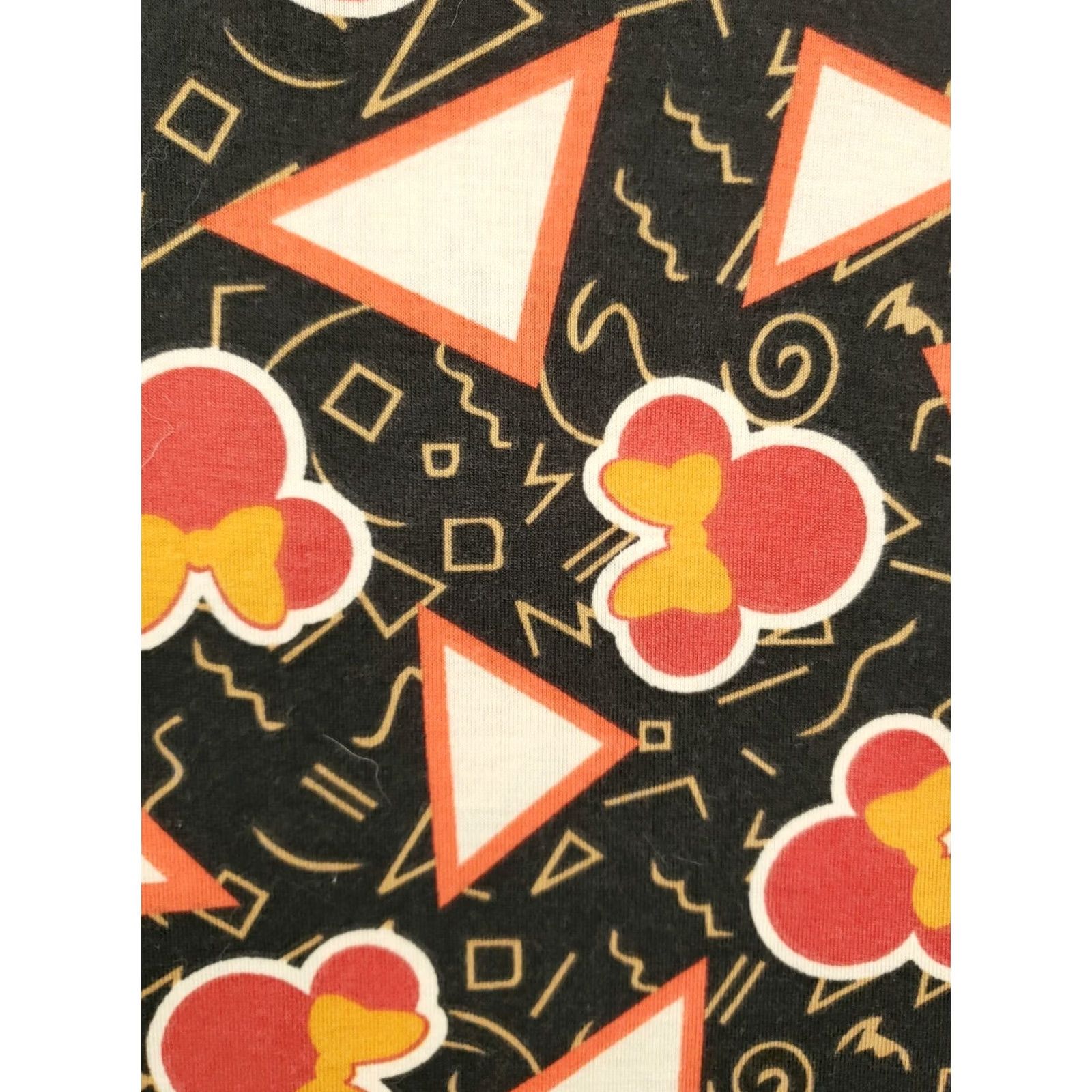 Vintage LulaRoe T Shirt Womens Small Black Minnie Mouse Geometric Short Sleeve Classic Basic Shirt Womens Small Black Minnie Mouse Geometric Pattern Size S / US 4 / IT 40 - 6 Thumbnail