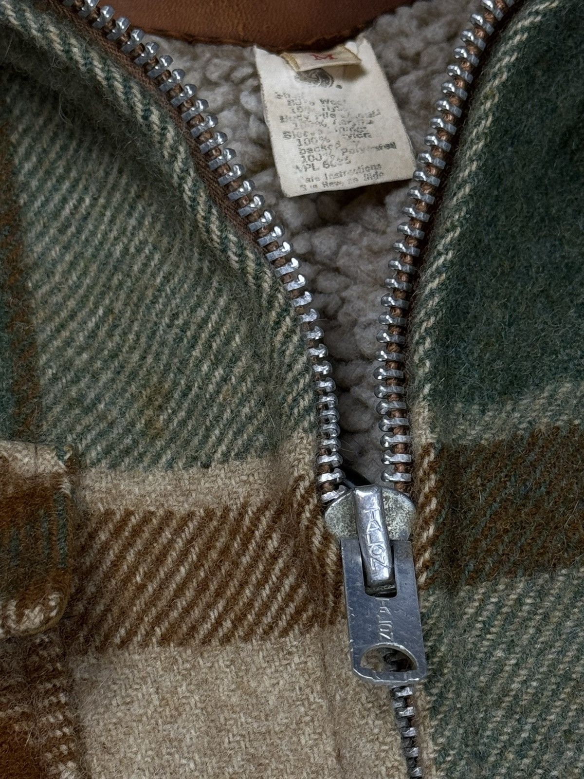 Woolrich Woolen Mills Vintage jacket Woolrich USA 70s original retro casual item Size US M / EU 48-50 / 2 - 3 Thumbnail